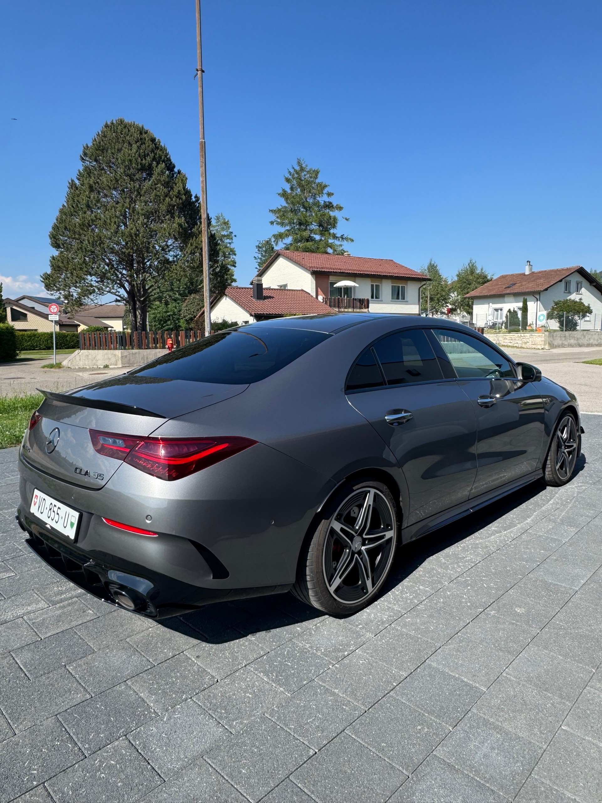 MERCEDES-BENZ CLA 35 AMG 4Matic 8G-DCT-image-3