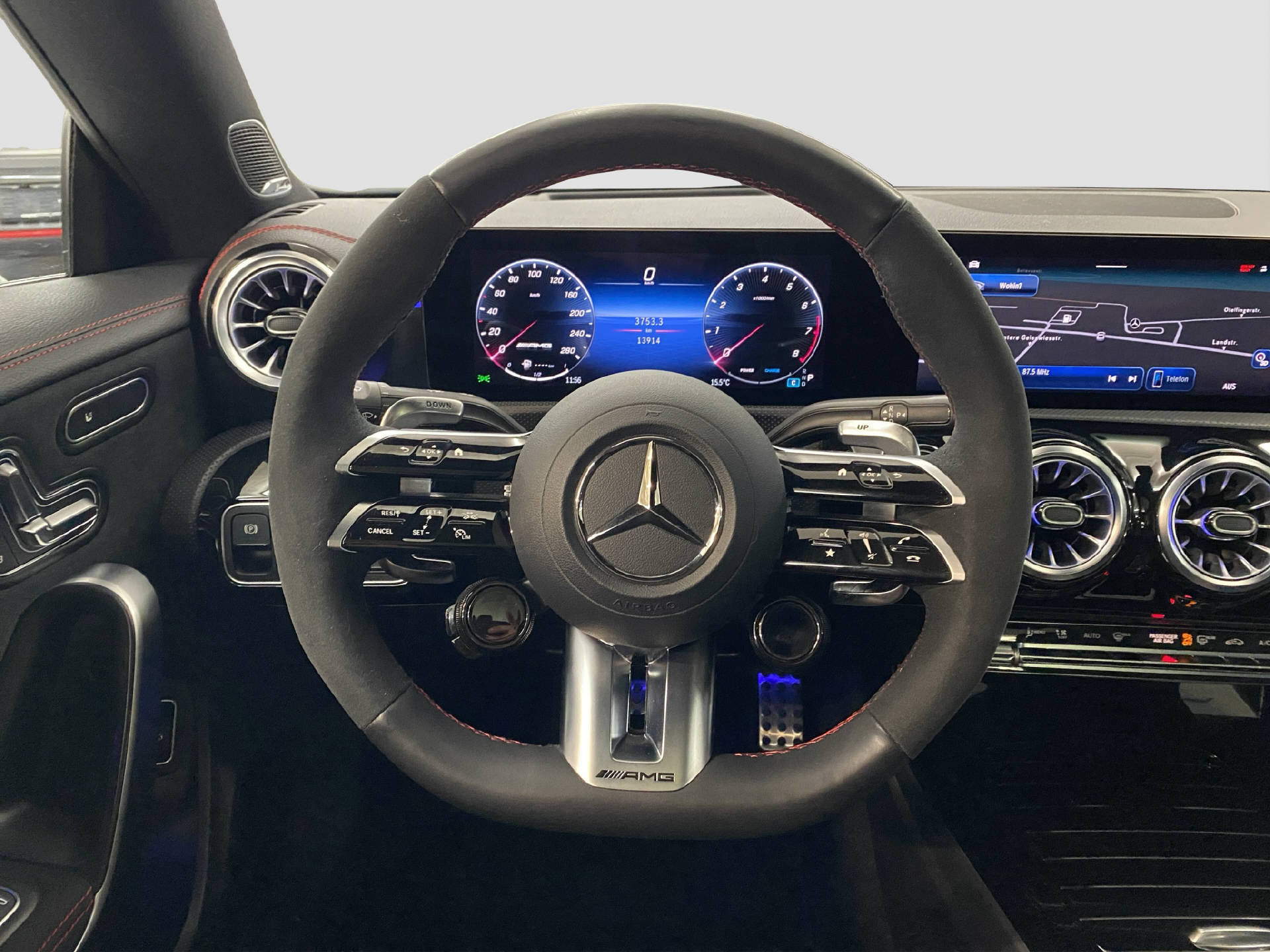 MERCEDES-BENZ CLA 35 AMG 4MATIC-image-8