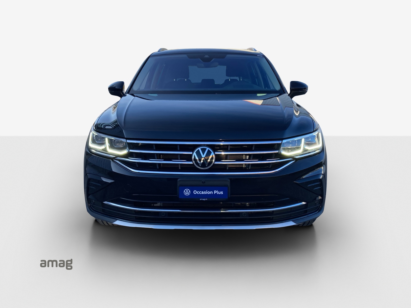 VW Tiguan 2.0 TDI SCR Elegance 4Motion DSG-image-6