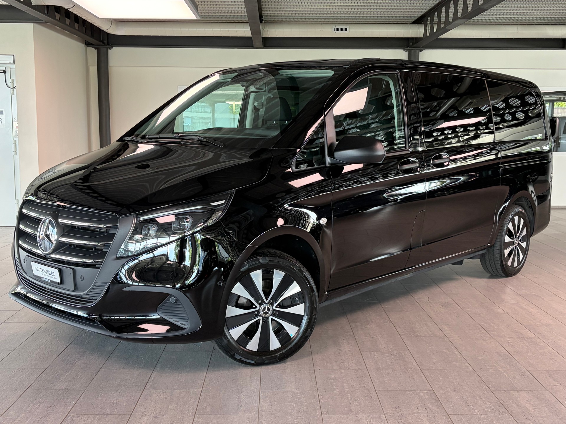 MERCEDES-BENZ Vito 116 CDI 4x4 Tourer SELECT Lang (FL)-image-0