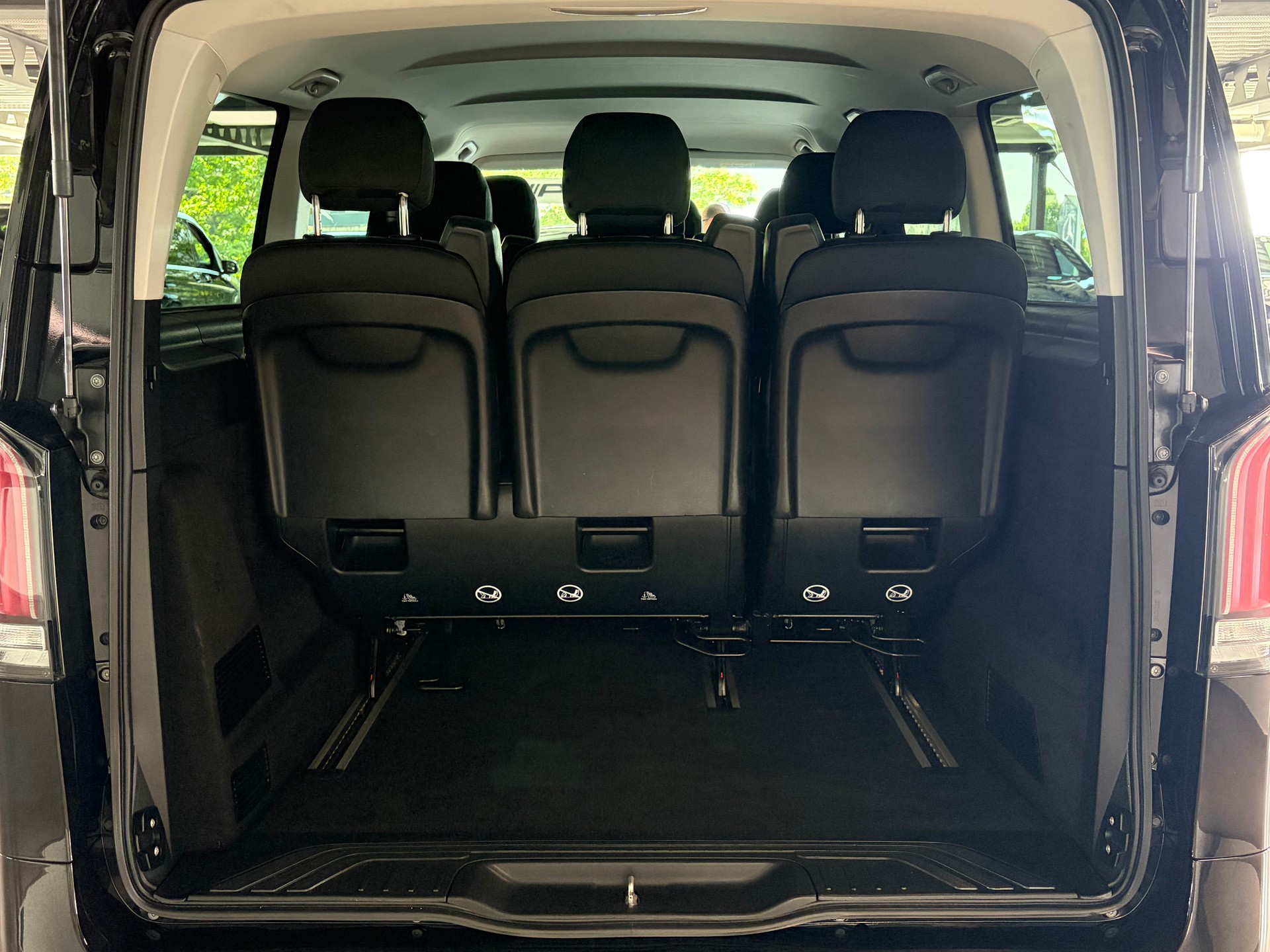 MERCEDES-BENZ Vito 116 CDI 4x4 Tourer SELECT Lang (FL)-image-5