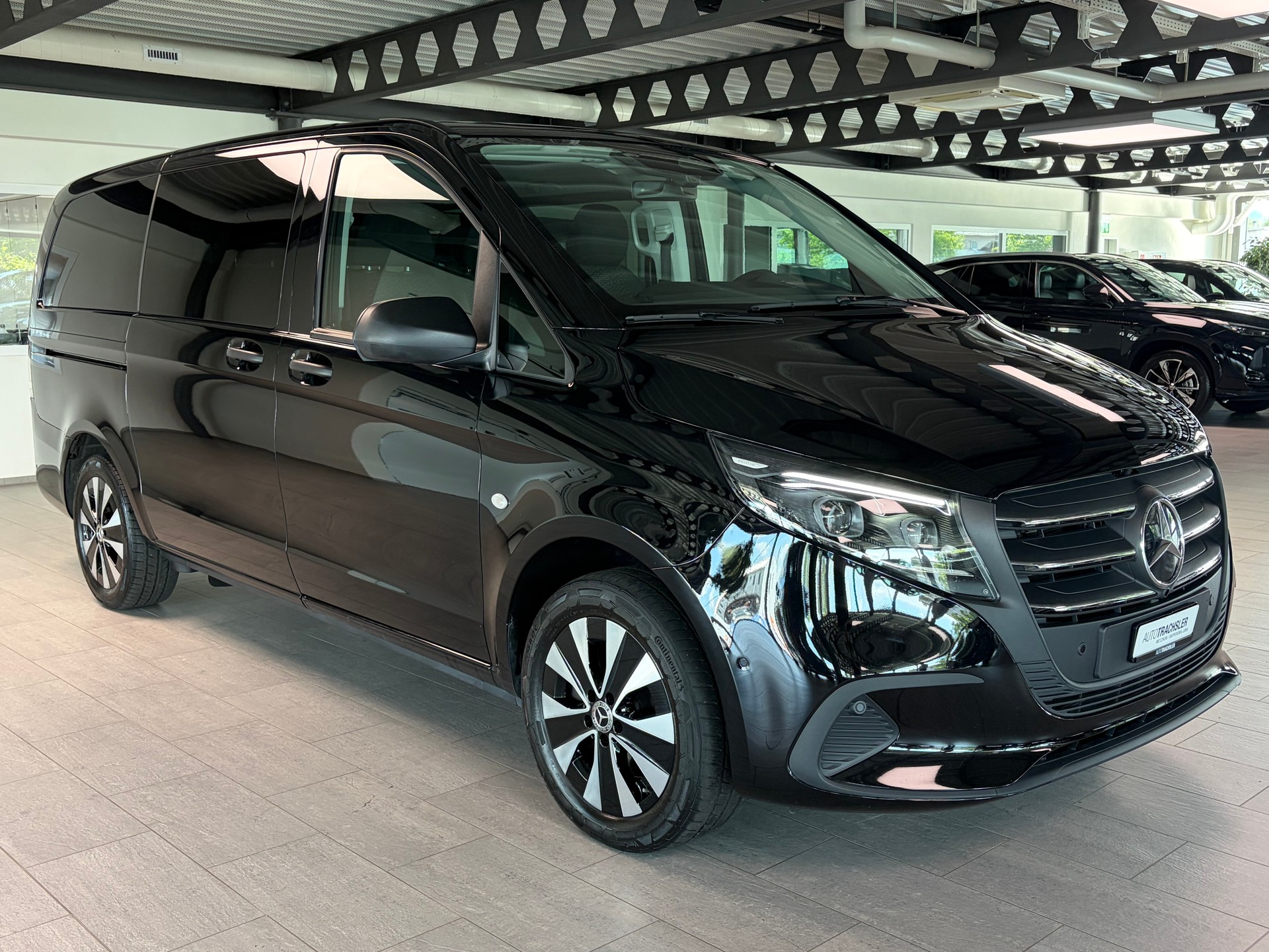 MERCEDES-BENZ Vito 116 CDI 4x4 Tourer SELECT Lang (FL)-image-3