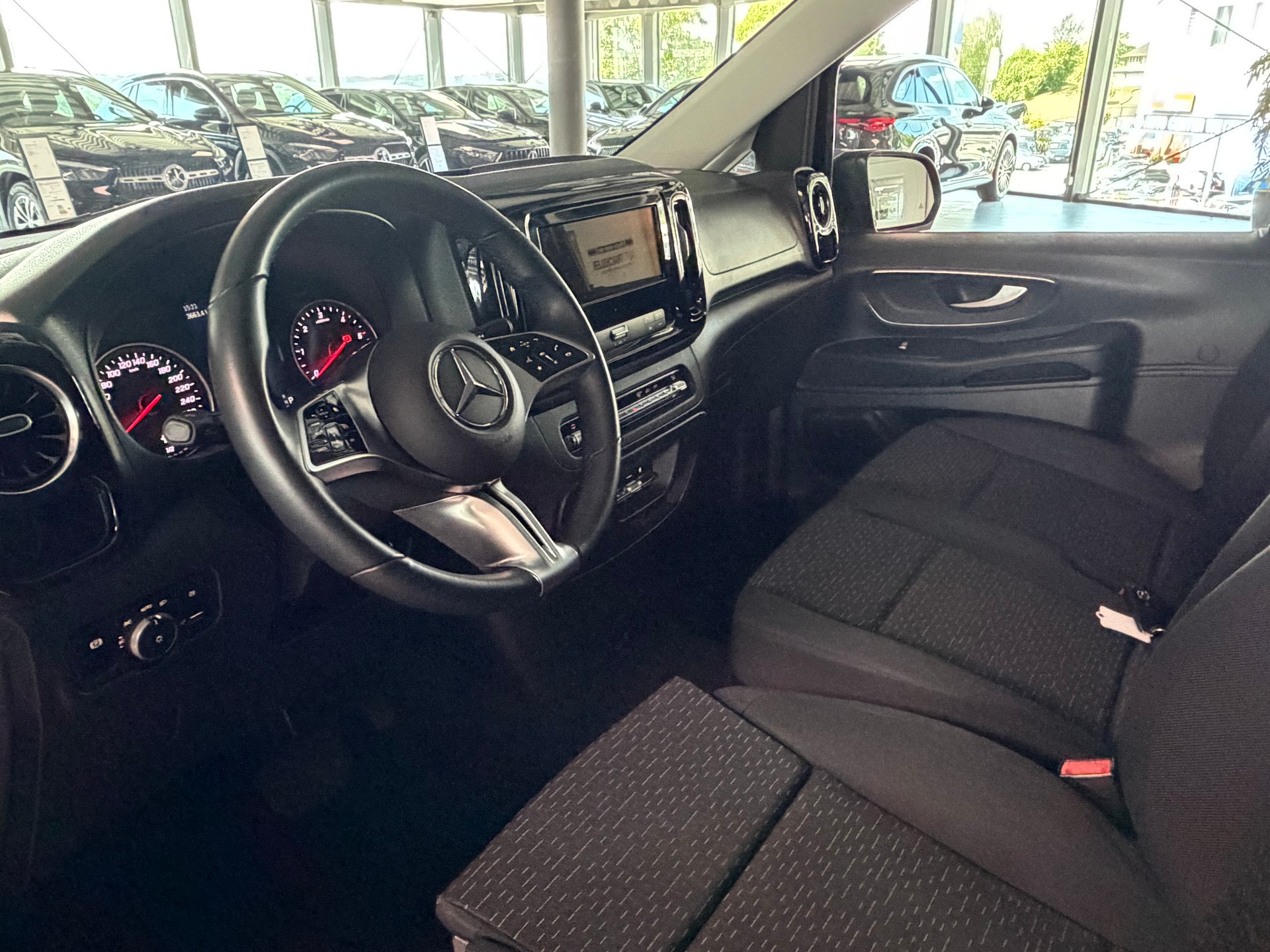 MERCEDES-BENZ Vito 116 CDI 4x4 Tourer SELECT Lang (FL)-image-7