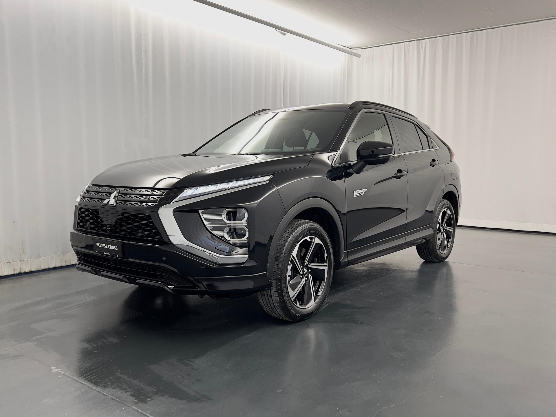 MITSUBISHI Eclipse Cross 2.4 PHEV Instyle 4x4-image-12