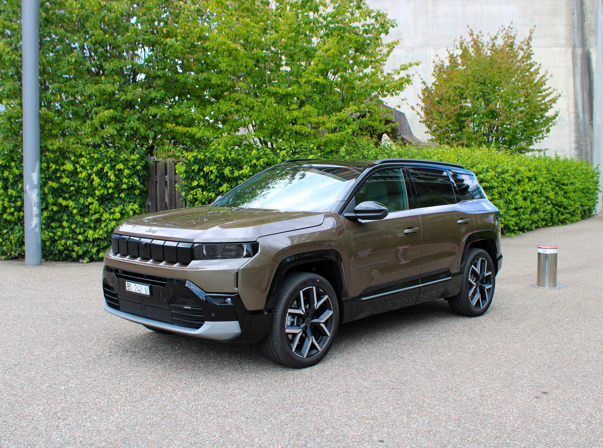 JEEP Compass 1.6 T PHEV Summit-image-3
