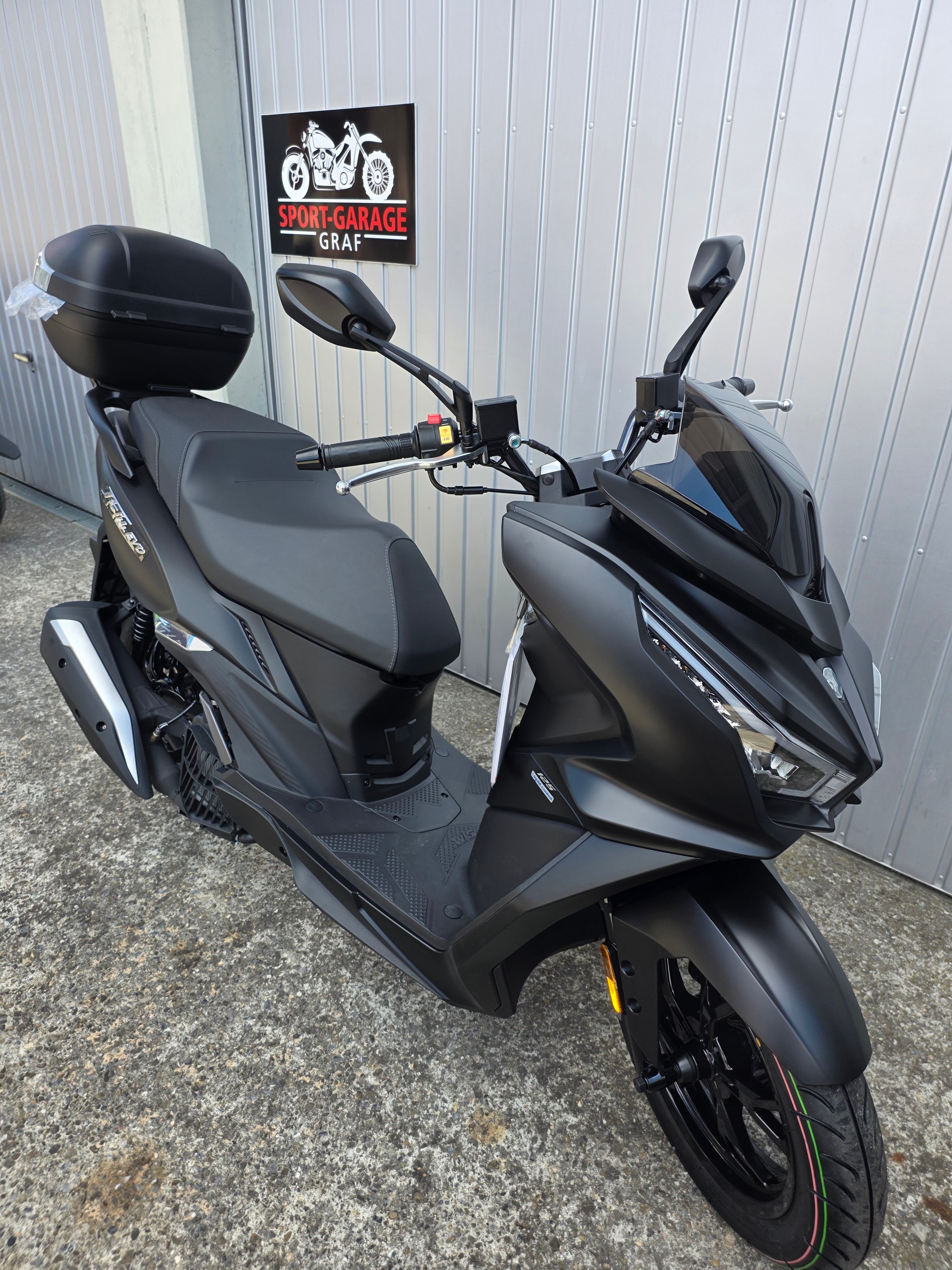SYM Jet 14 EVO 125 mit TopCase-showroom-element-2