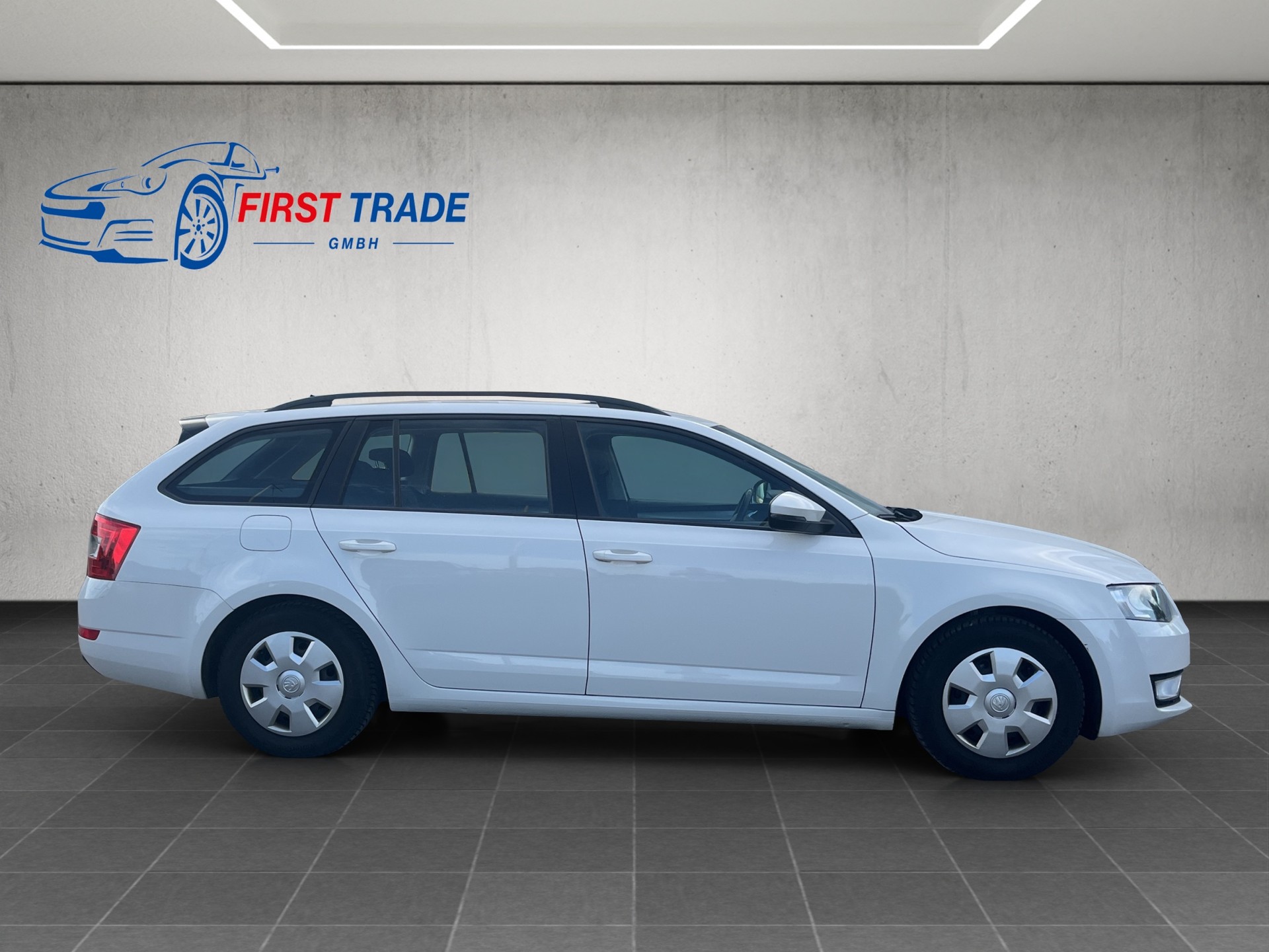 SKODA Octavia Combi 1.6 TDI GreenLine-image-3