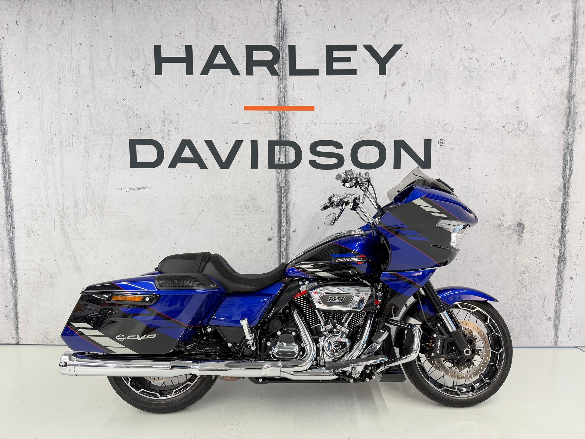 HARLEY-DAVIDSON FLTRXSE Road Glide 121 CVO