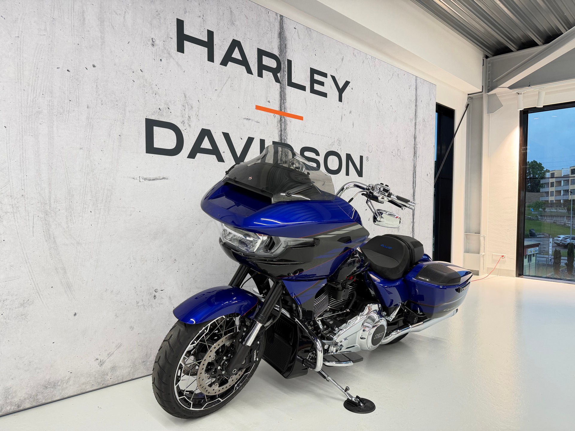 HARLEY-DAVIDSON FLTRXSE Road Glide 121 CVO-image-4