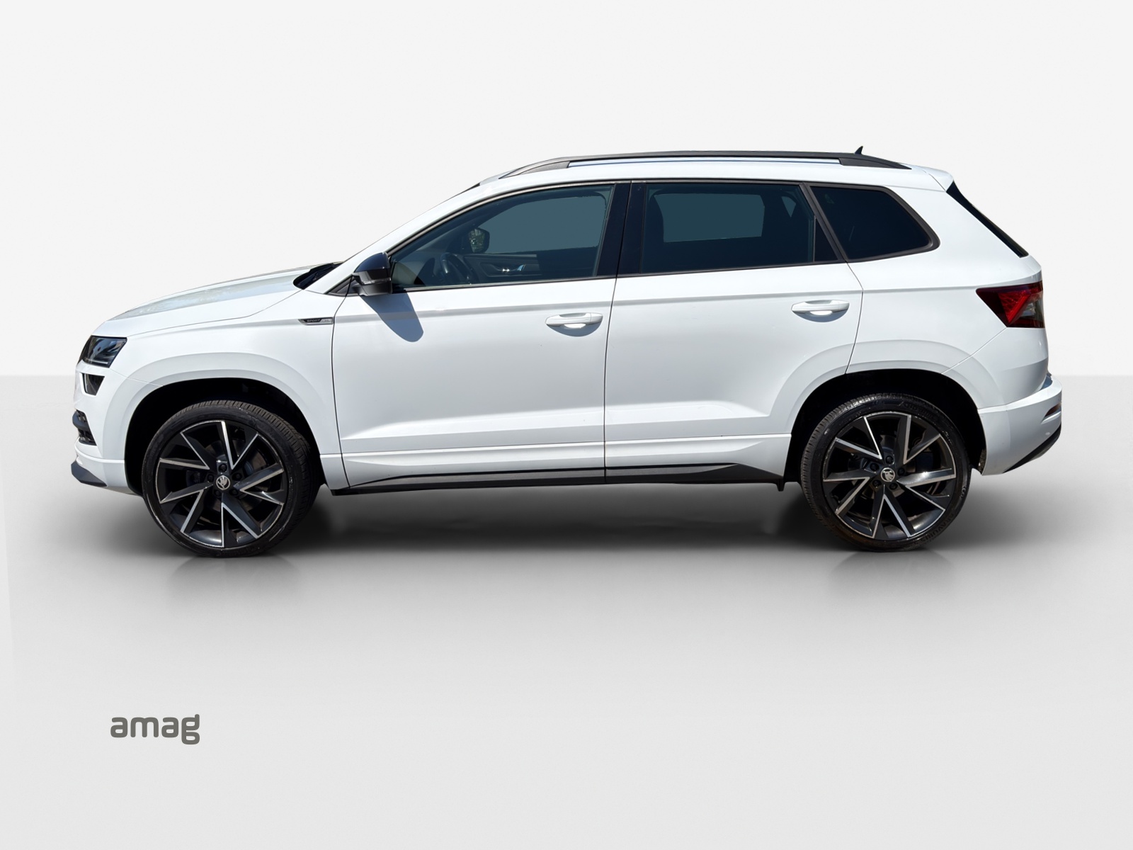 SKODA Karoq 1.5 TSI ACT SportLine DSG-showroom-element-1