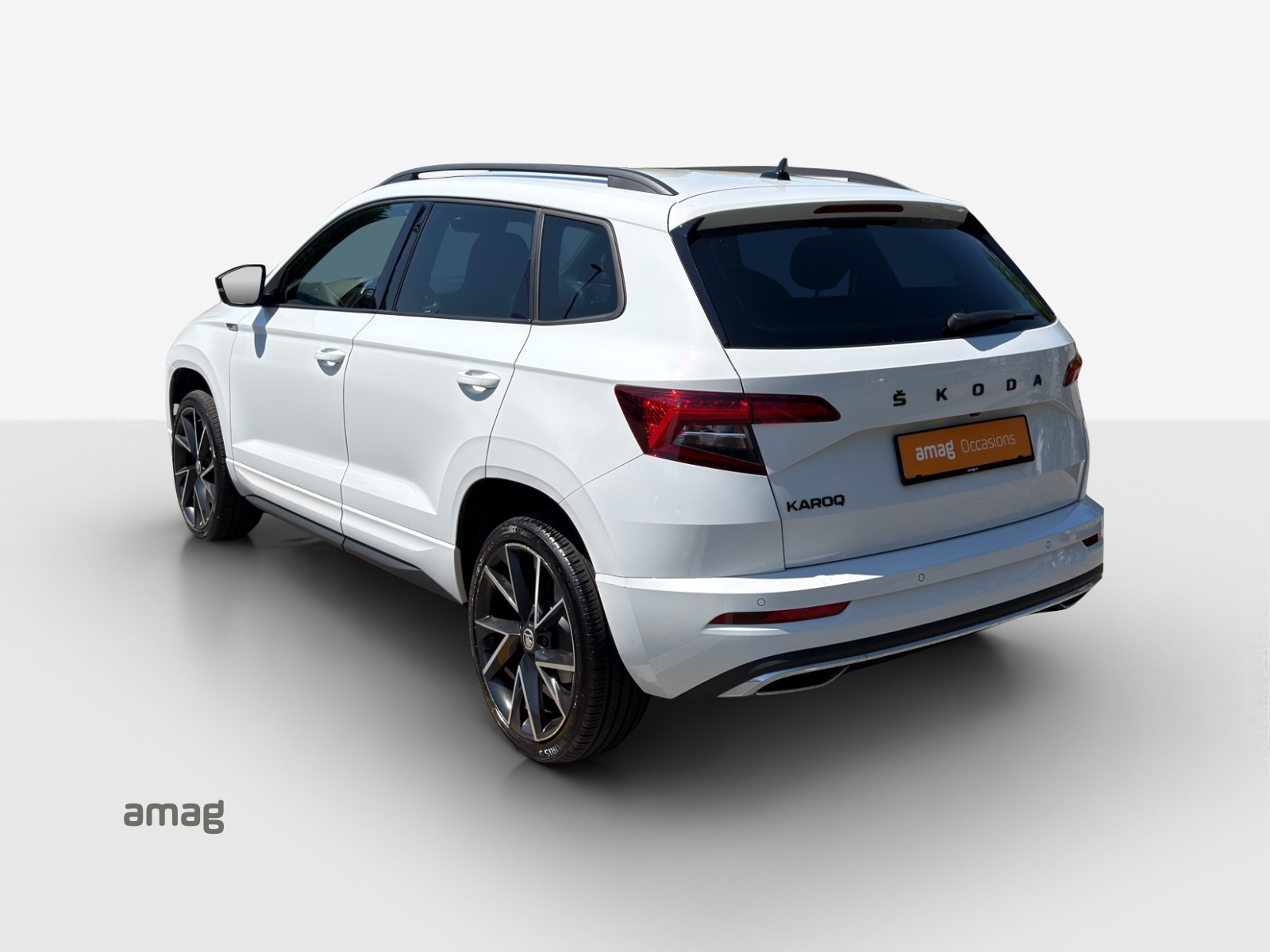 SKODA Karoq 1.5 TSI ACT SportLine DSG-showroom-element-2