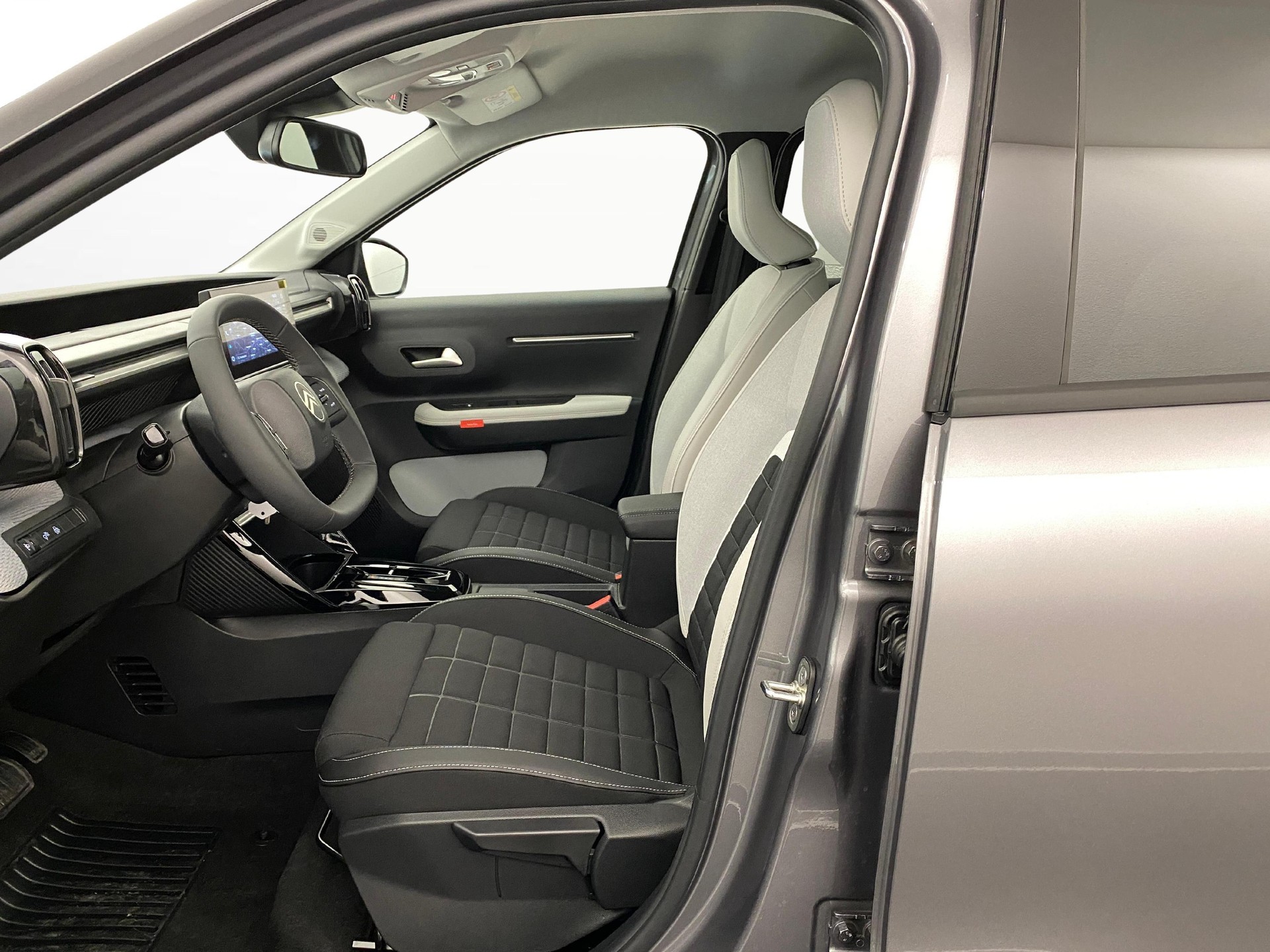 CITROEN C3 1.2 Hybrid Max-image-4