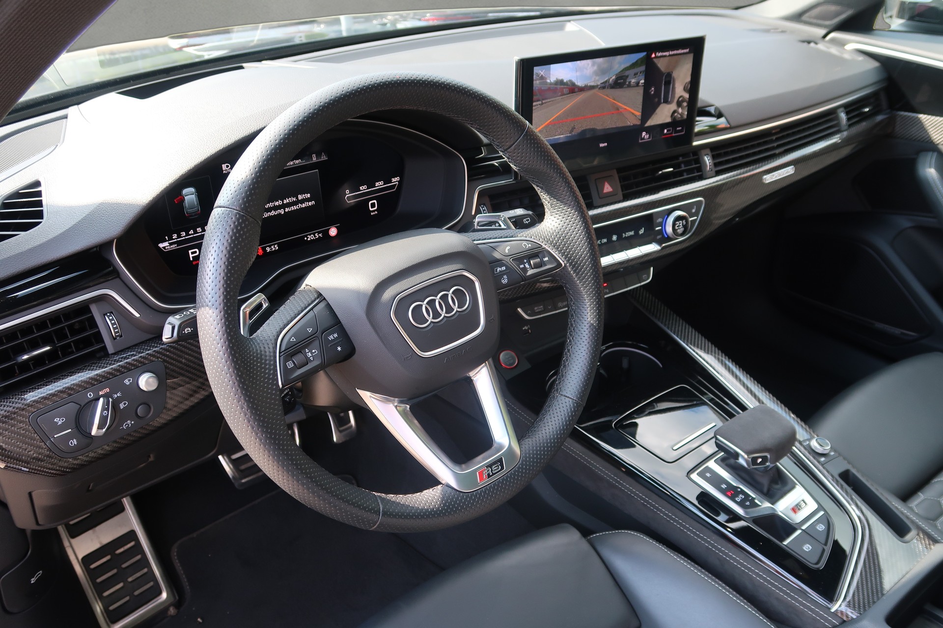AUDI RS4 Avant quattro tiptronic-image-10