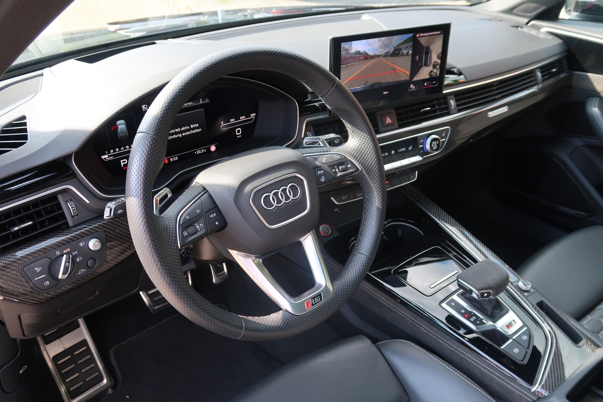 AUDI RS4 Avant quattro tiptronic-image-10