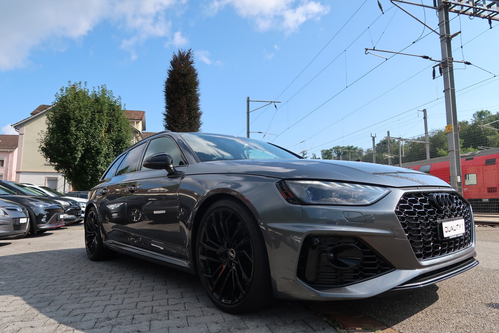 AUDI RS4 Avant quattro tiptronic-showroom-element-2