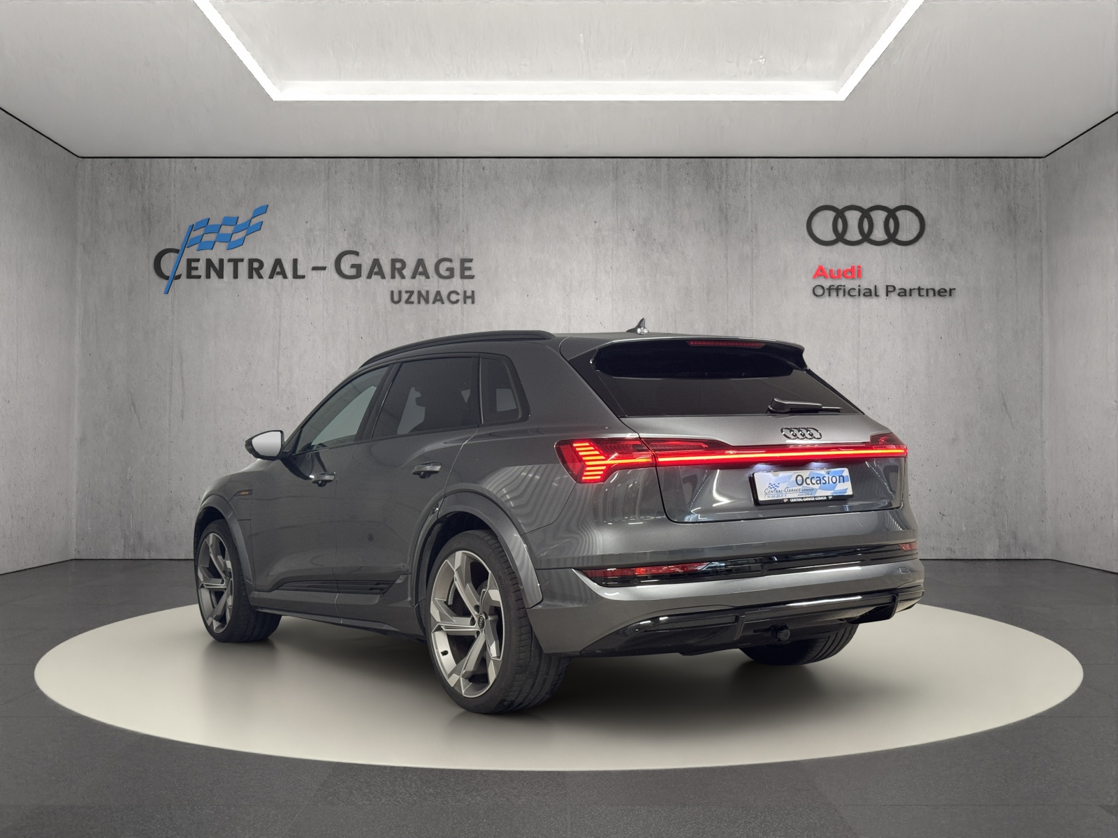 AUDI e-tron S quattro-image-2