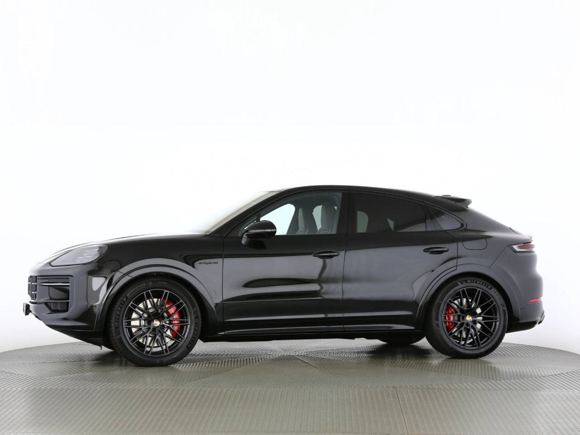 PORSCHE Cayenne S E-Hybrid Coupé Black Edition-image-11