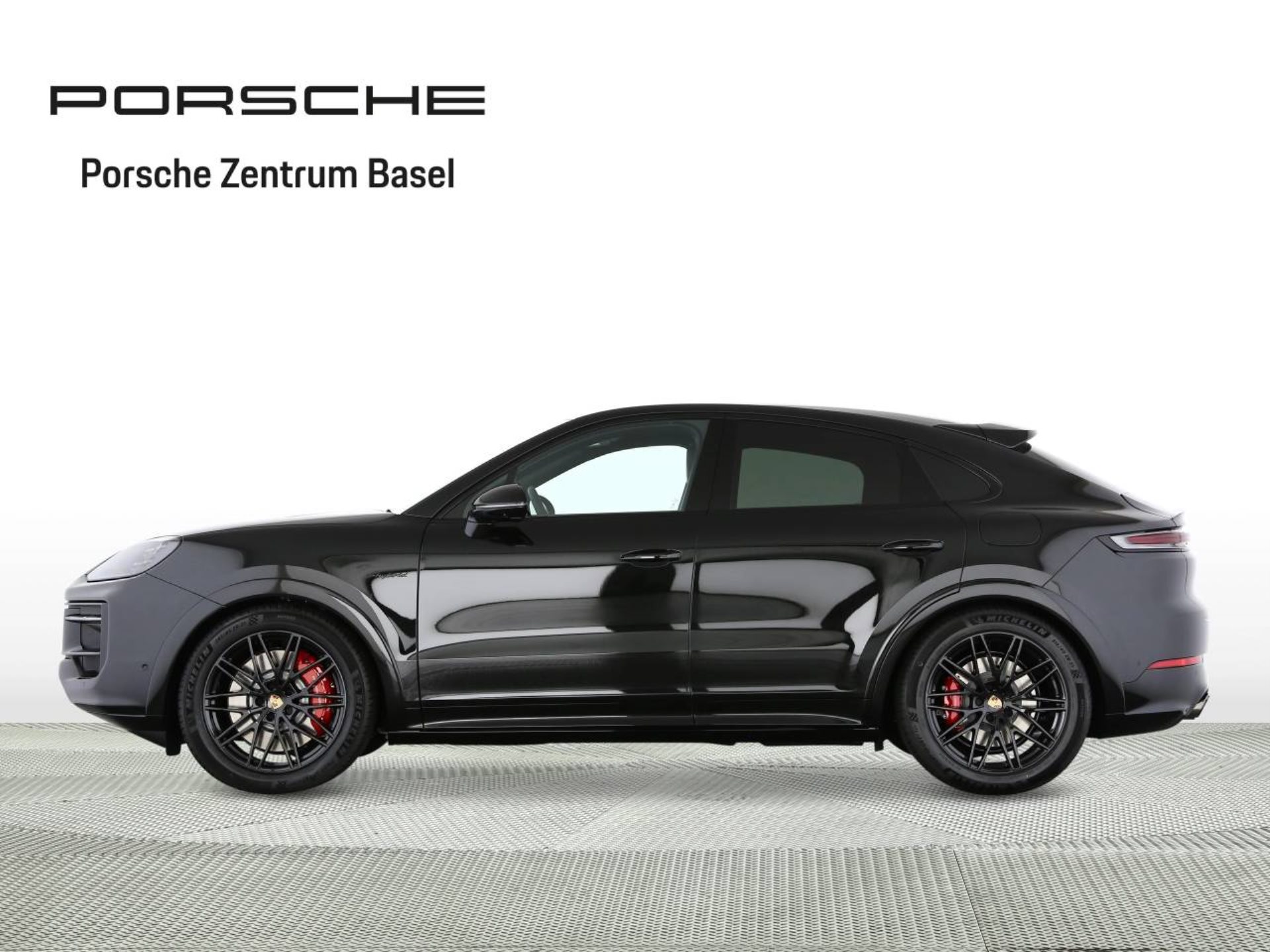 PORSCHE Cayenne S E-Hybrid Coupé Black Edition-showroom-element-1