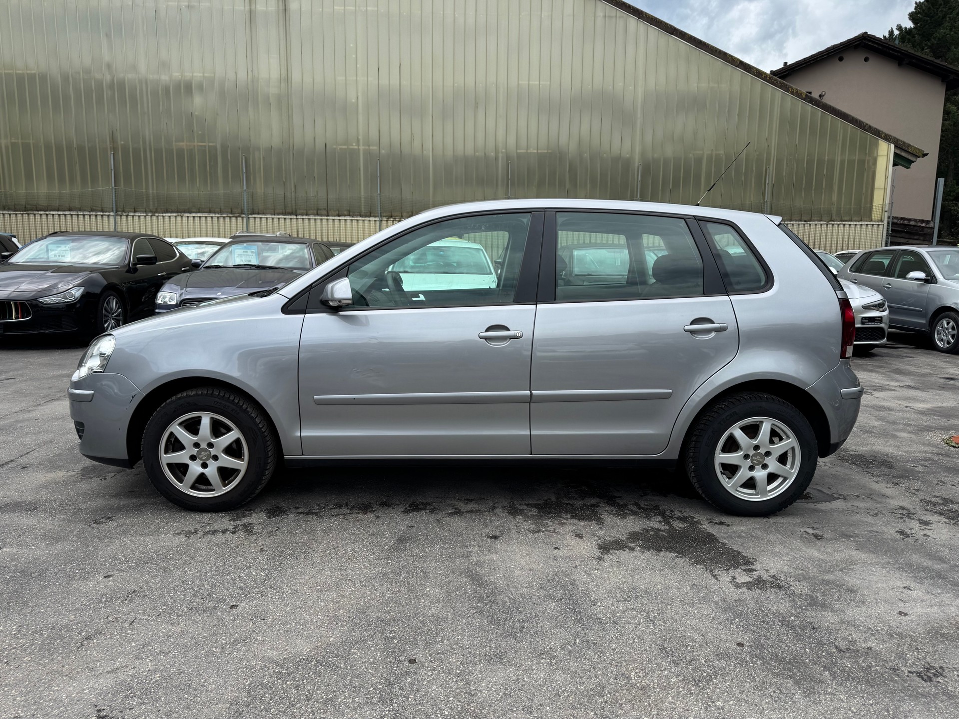 VW Polo 1.4 16V FSI Comfortline-image-6