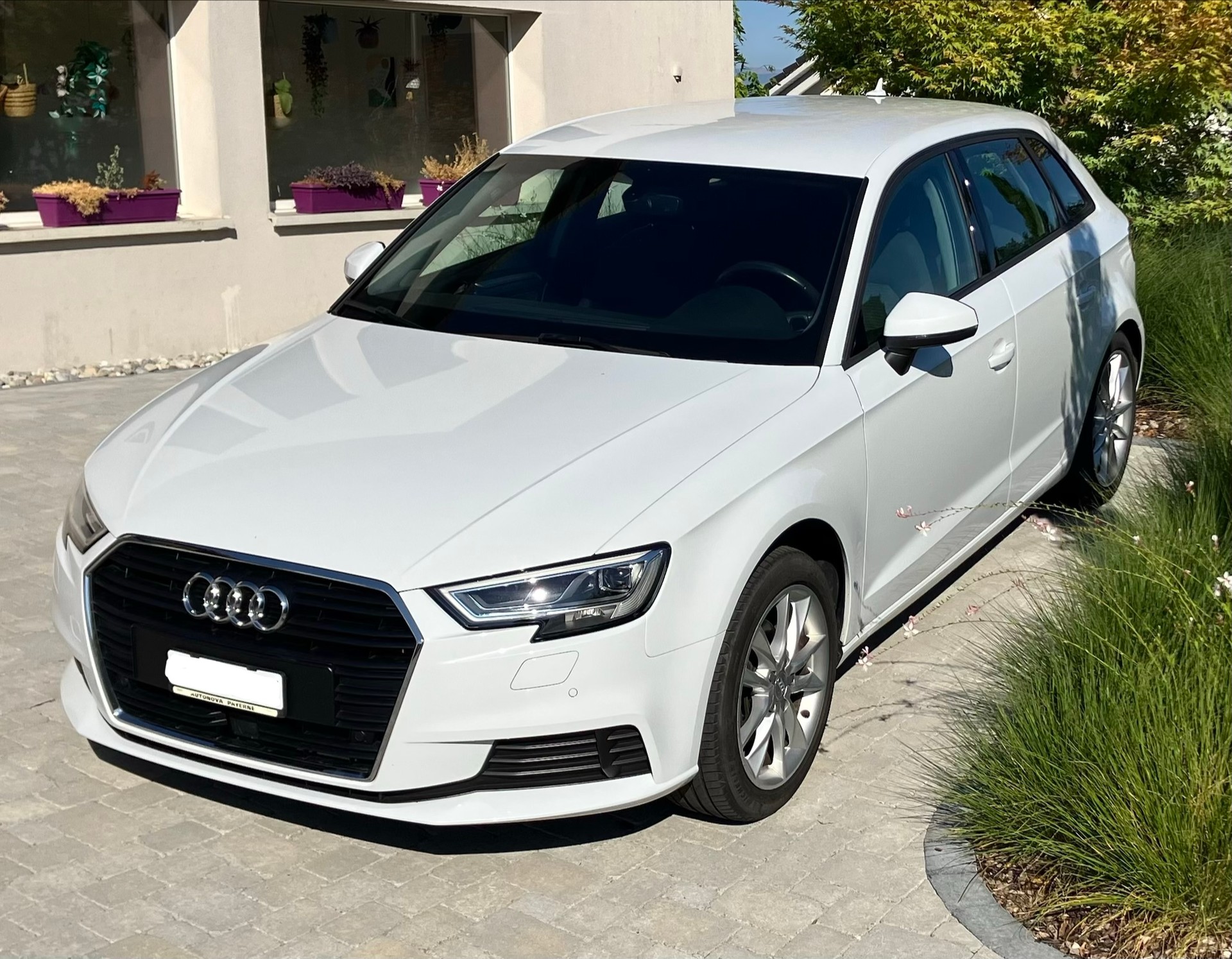 AUDI 1.4 T FSI S-Tronic-image-2