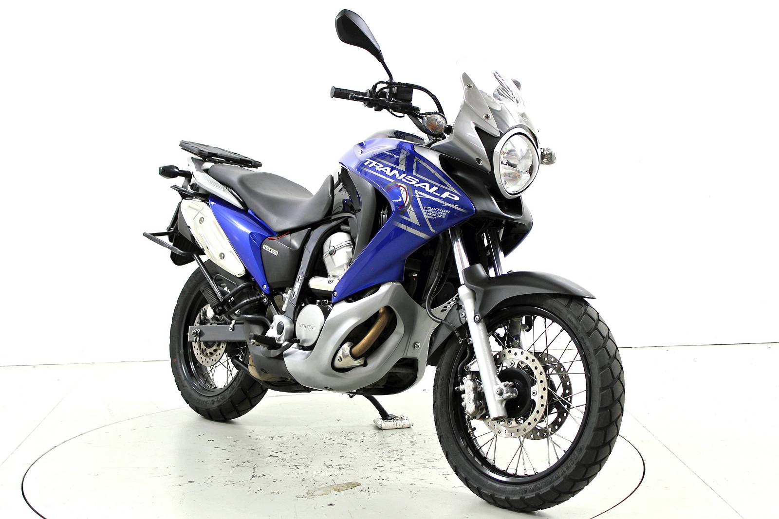 HONDA 700 V ABS-showroom-element-1