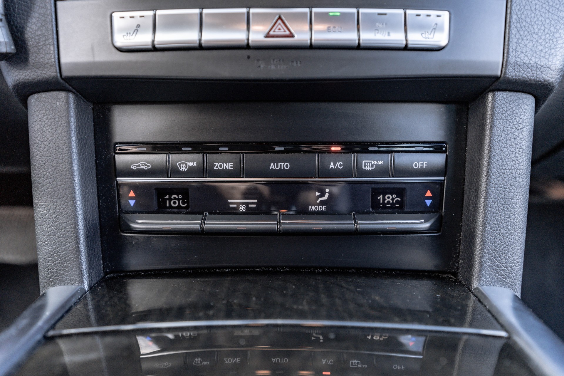 MERCEDES-BENZ E 220 CDI Avantgarde 7G-Tronic * AB MFK * TECHNISCH EINWANDNFREI *-image-18