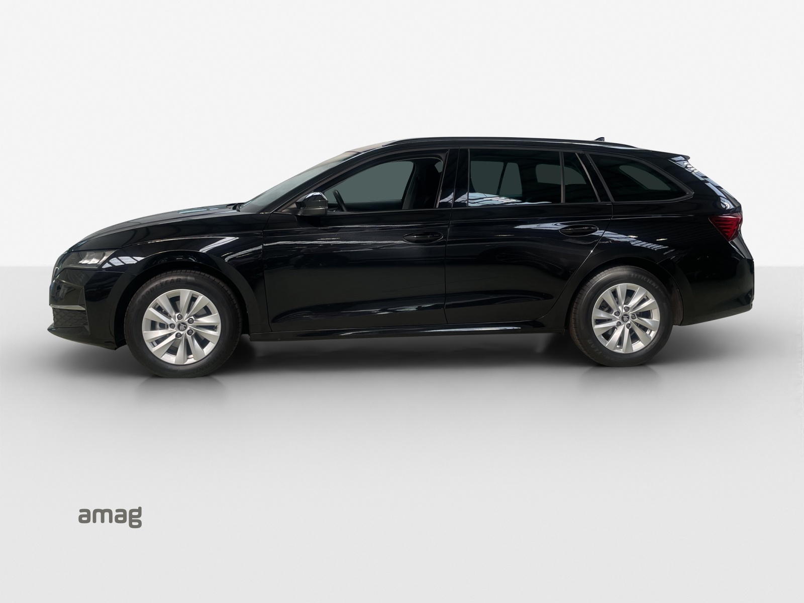 SKODA Octavia Combi 1.5 TSI mHEV DSG Dynamic-image-1