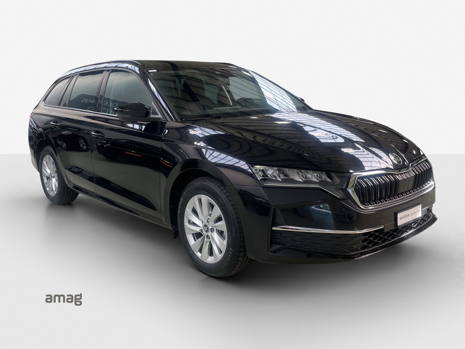 SKODA Octavia Combi 1.5 TSI mHEV DSG Dynamic-image-5