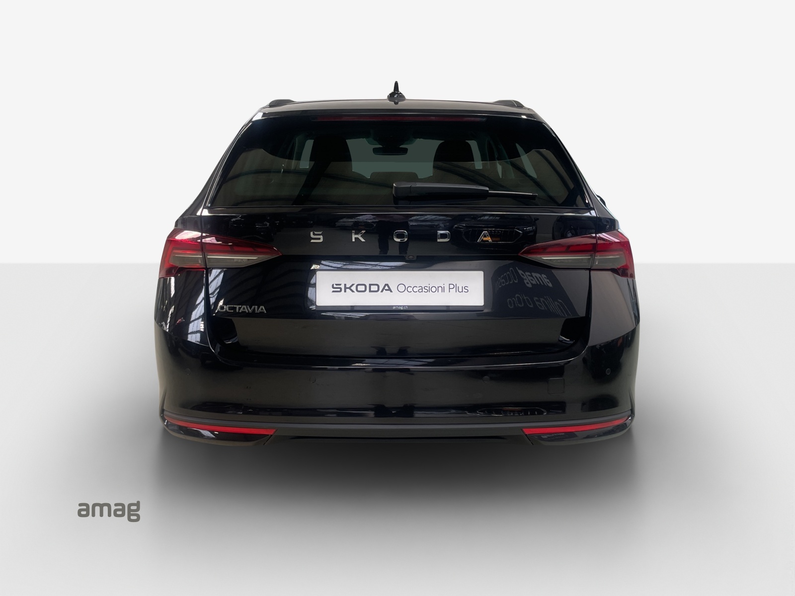 SKODA Octavia Combi 1.5 TSI mHEV DSG Dynamic-image-3