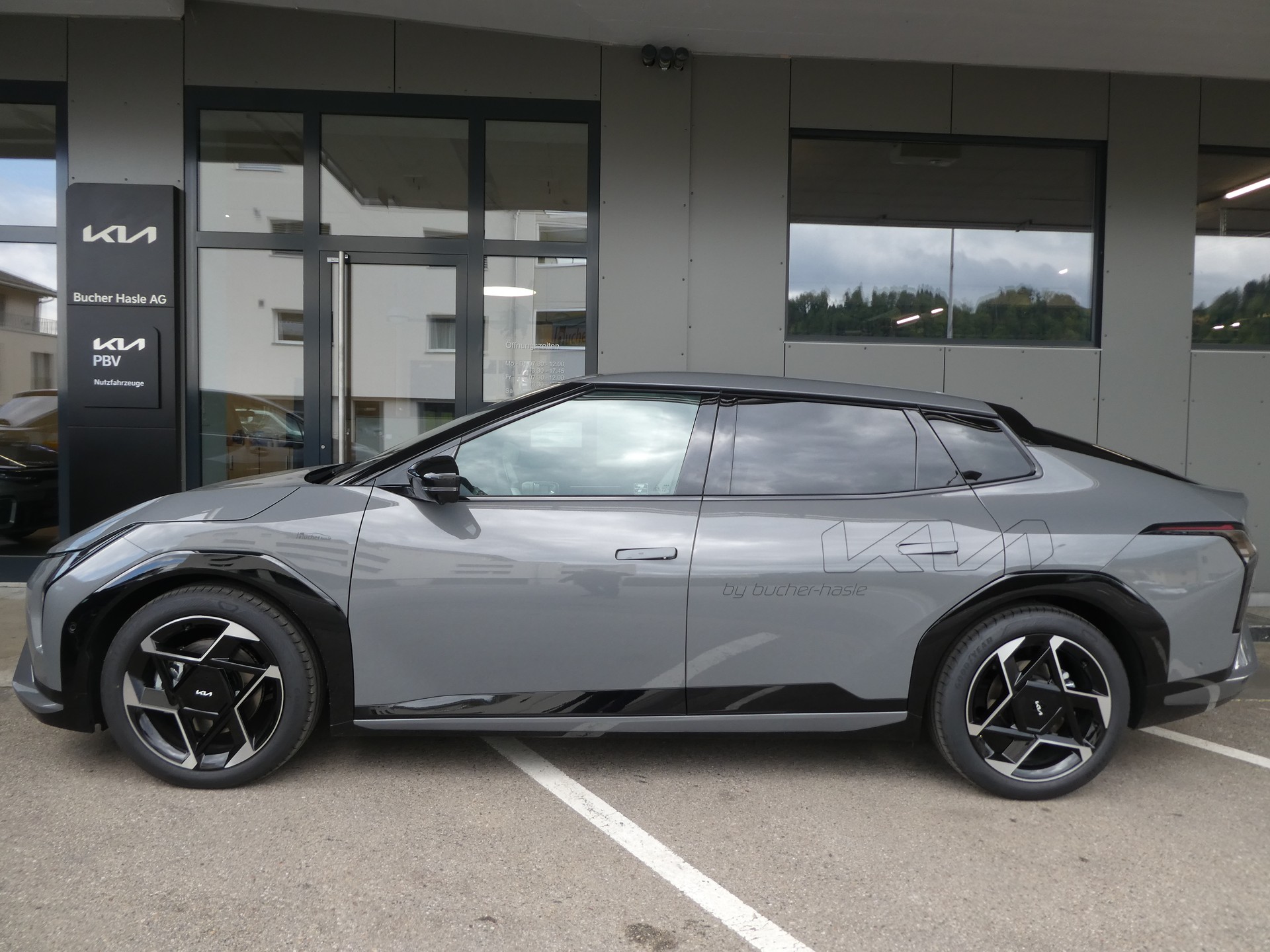 KIA EV4 81,4 kWh GT-Line-image-0
