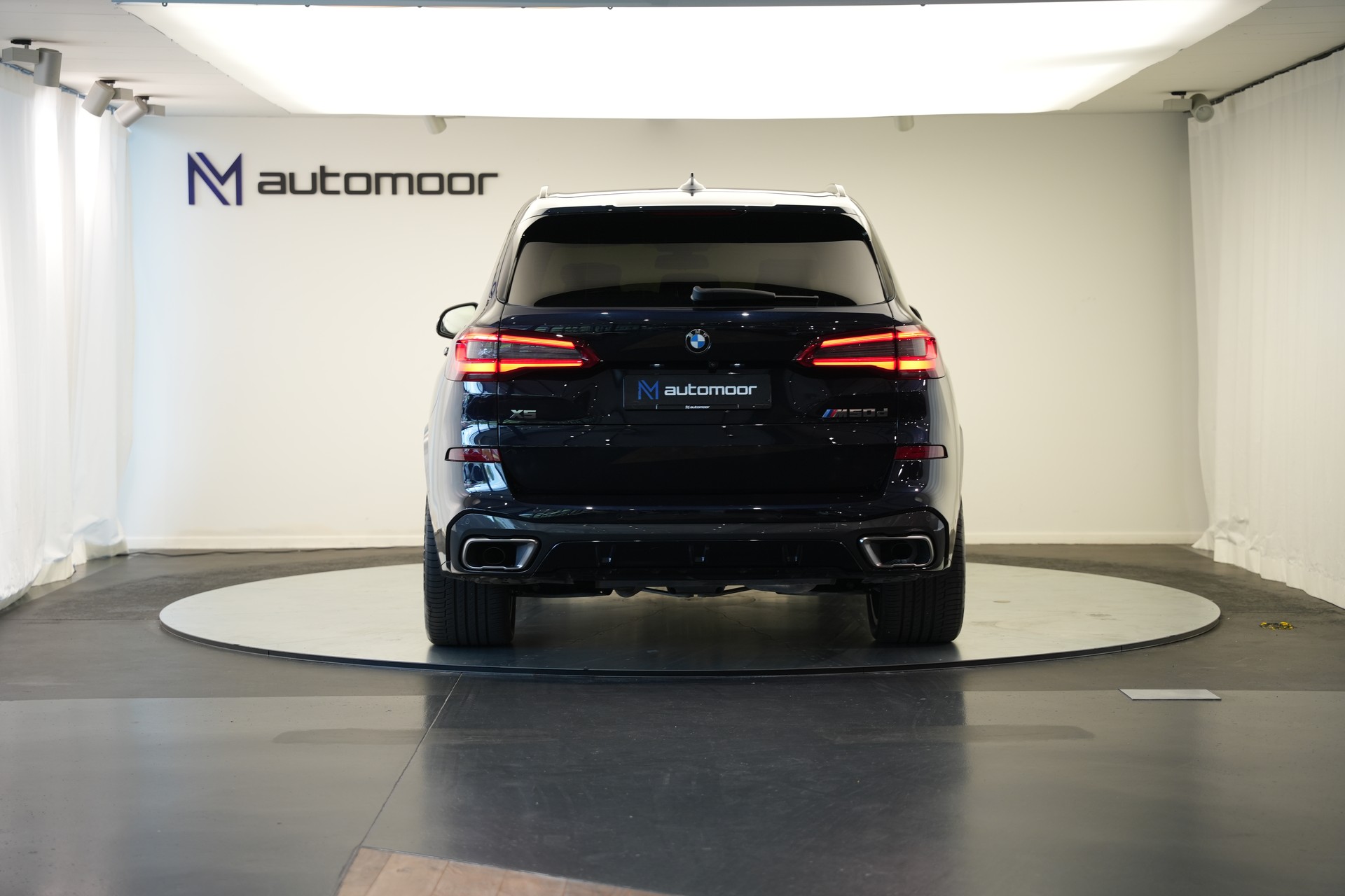 BMW X5 xDrive M50d Steptronic *CH-Fahrzeug* *Pano* *HuD* *Laser*-image-5