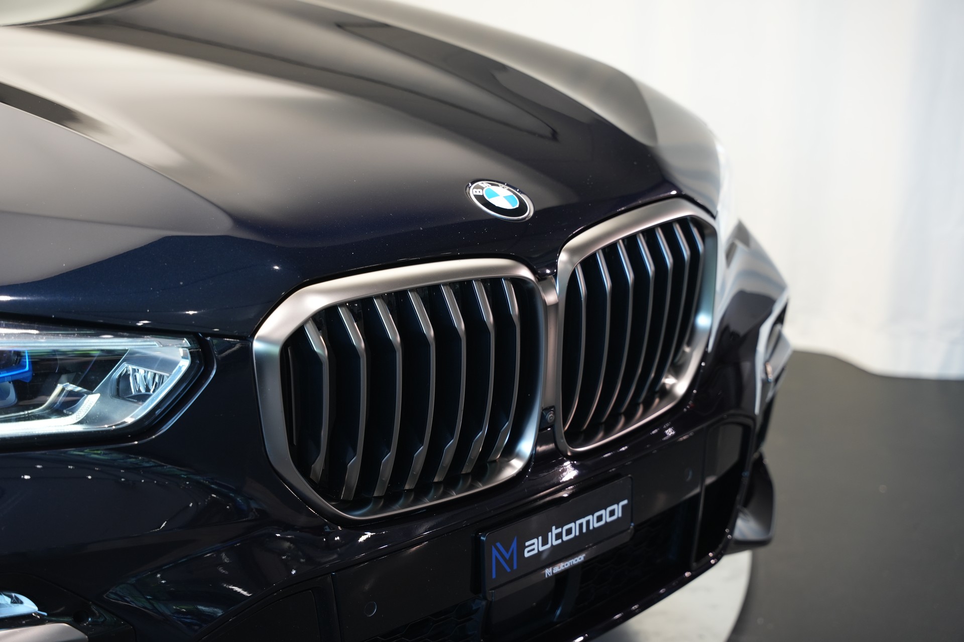 BMW X5 xDrive M50d Steptronic *CH-Fahrzeug* *Pano* *HuD* *Laser*-image-45