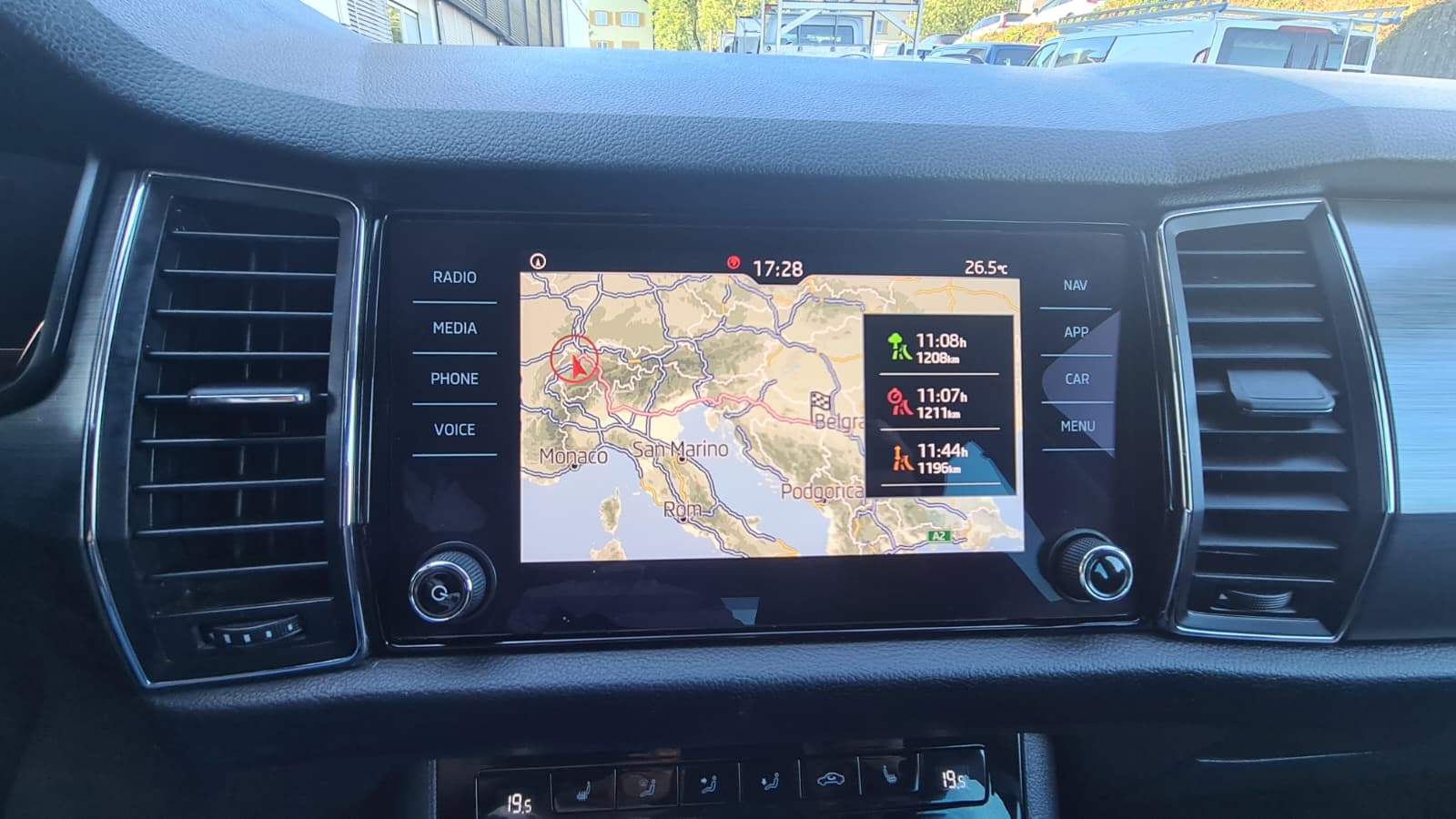 SKODA Kodiaq 2.0 TDI CR Ambition 4x4 DSG ** GR-Navi ** RF-Kamera ** Anh-Kupplung ** Abstandsregelsysteme ** Frisch Ab MFK & Service **-image-12