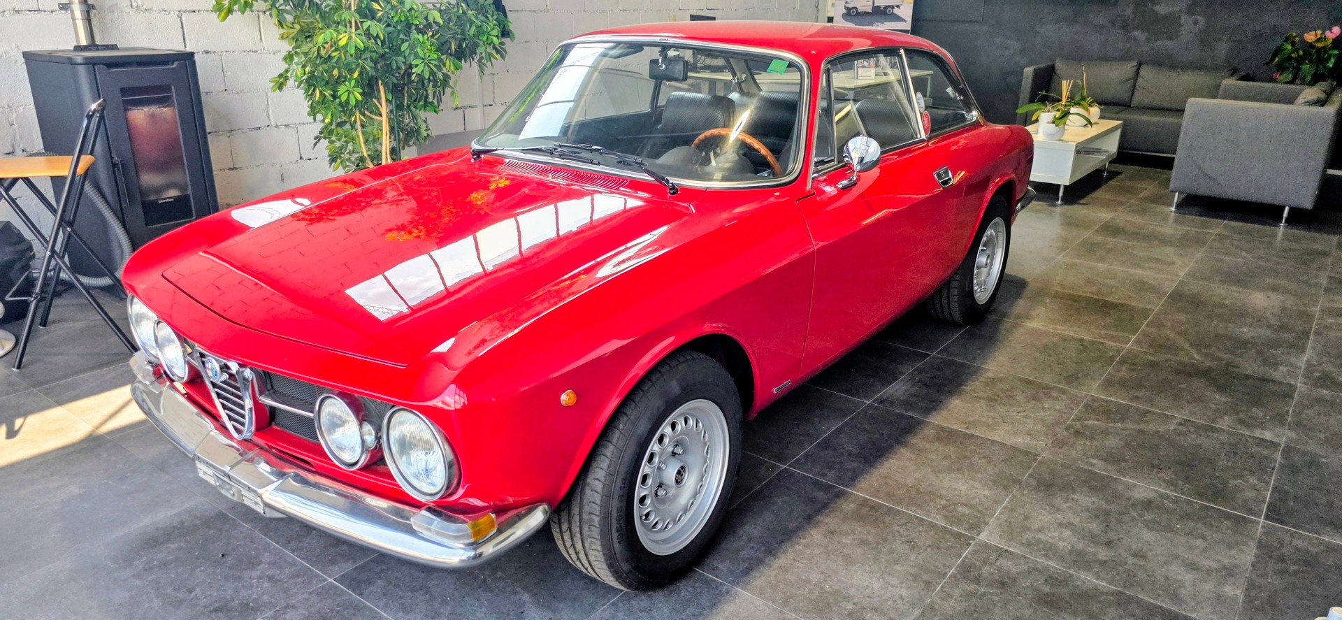 ALFA ROMEO 1750-image-1