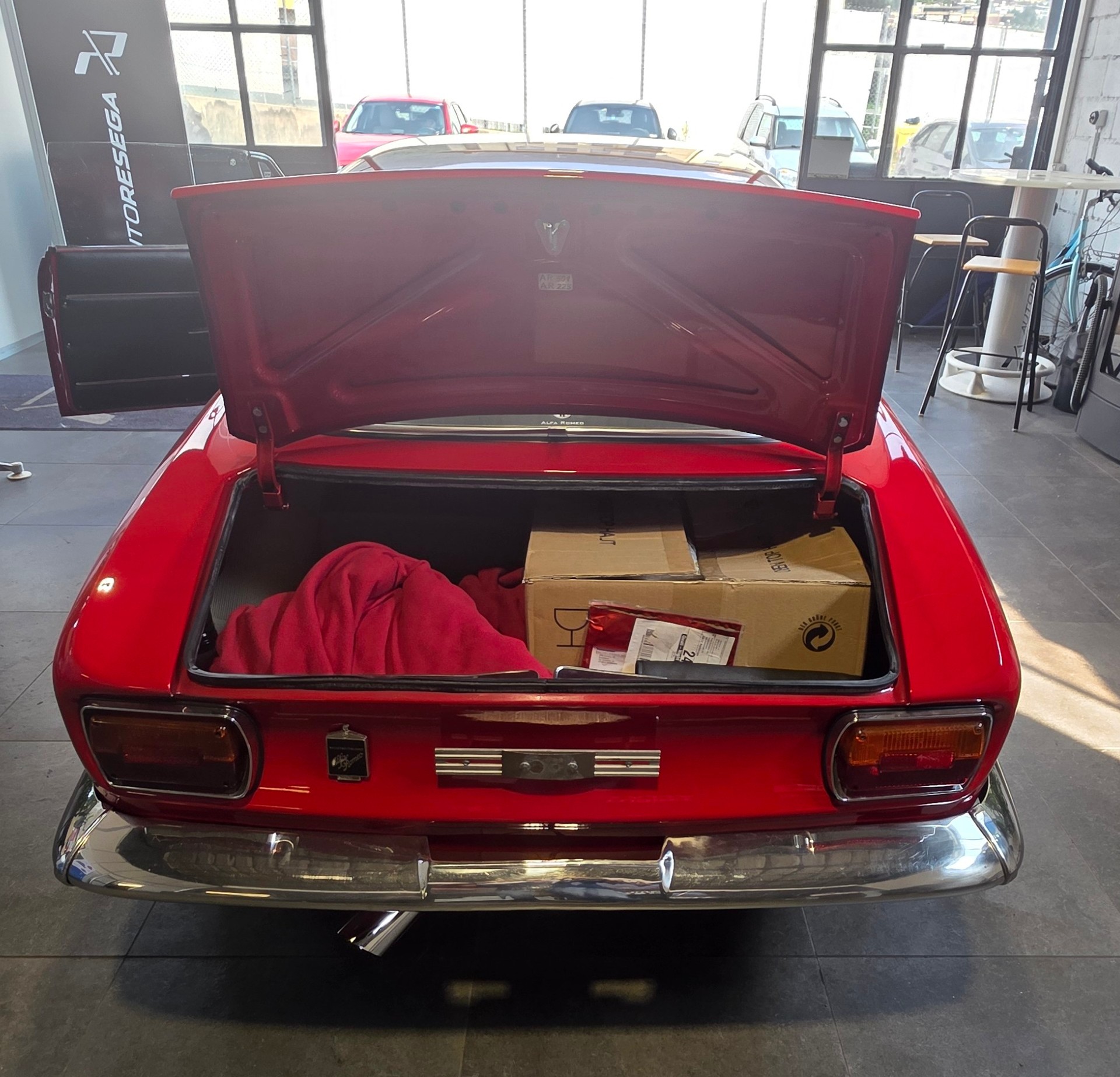 ALFA ROMEO 1750-image-9