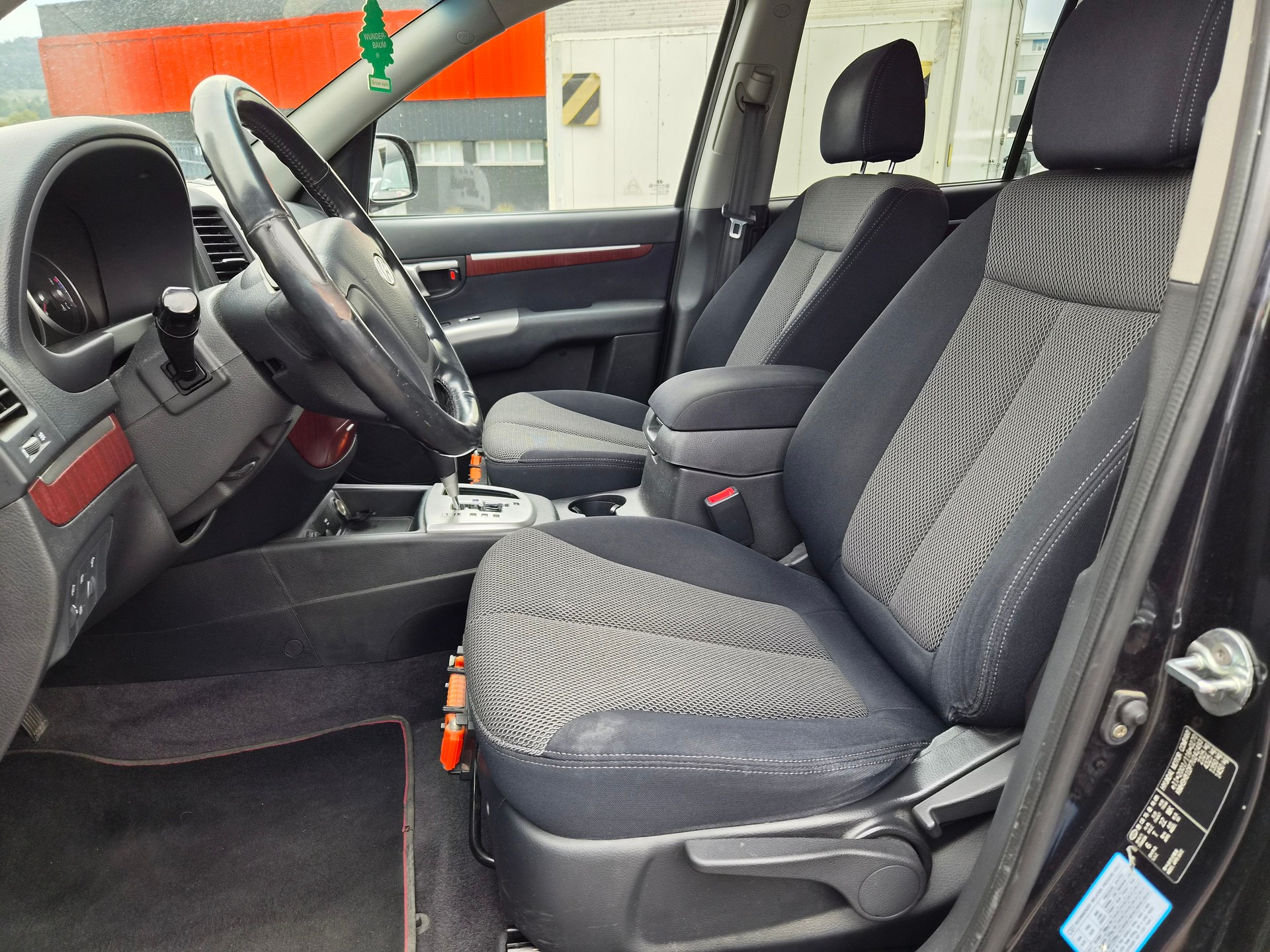 HYUNDAI Santa Fe 2.7 V6 Premium 4WD-image-8