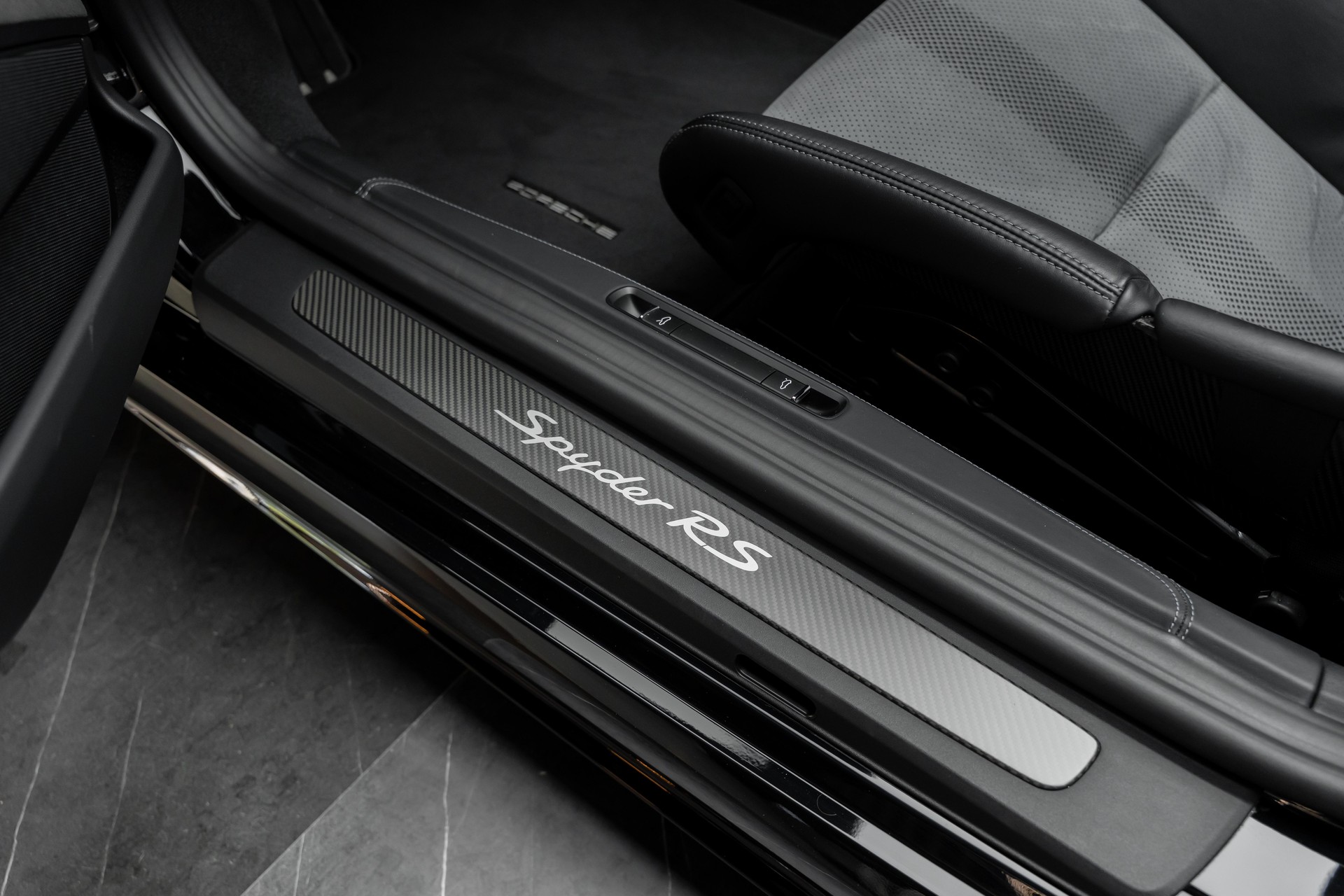PORSCHE 718 Boxster Spyder RS PDK | Porsche Werksgarantie | Ch-Fz | Full PPF-image-19