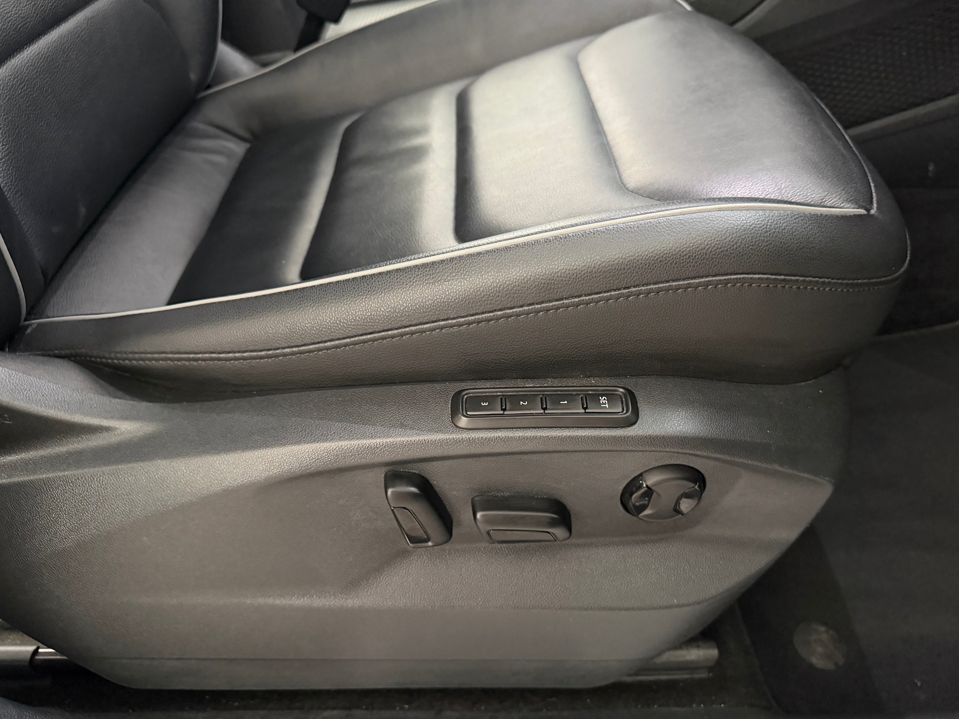 VW Tiguan 2.0TSI Highline 4Motion DSG-image-8