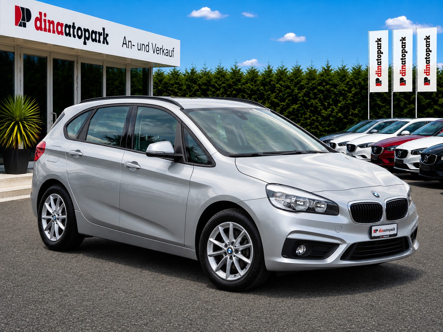 BMW 220d xDrive Active Tourer Steptronic * CH-Fahrzeug * Frisch ab MFK *-image-2