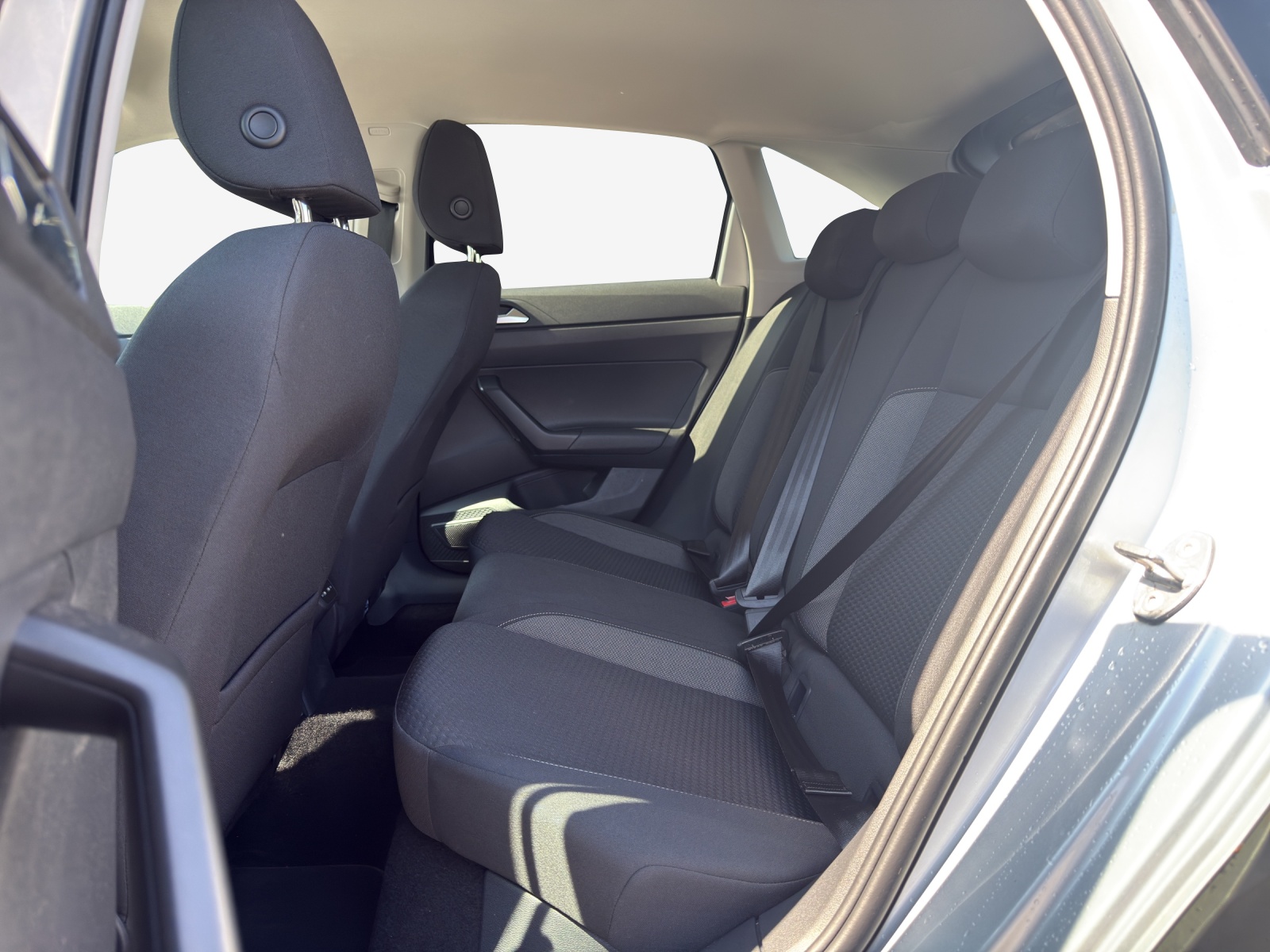 VW Taigo 1.0 TSI Life DSG-image-11