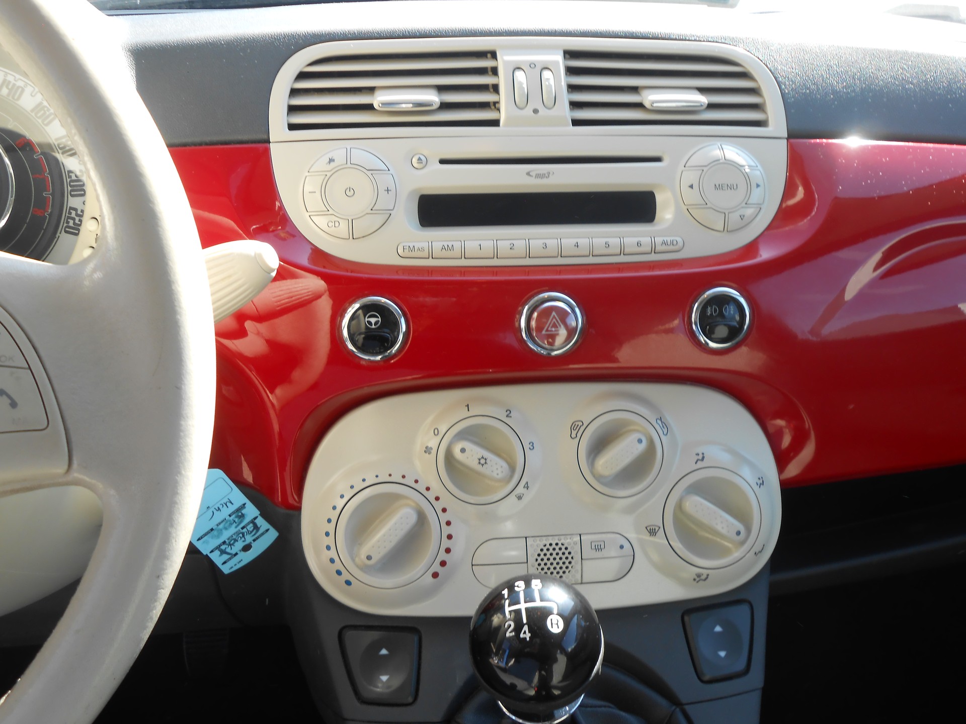 FIAT 500 1.2 Lounge-image-8