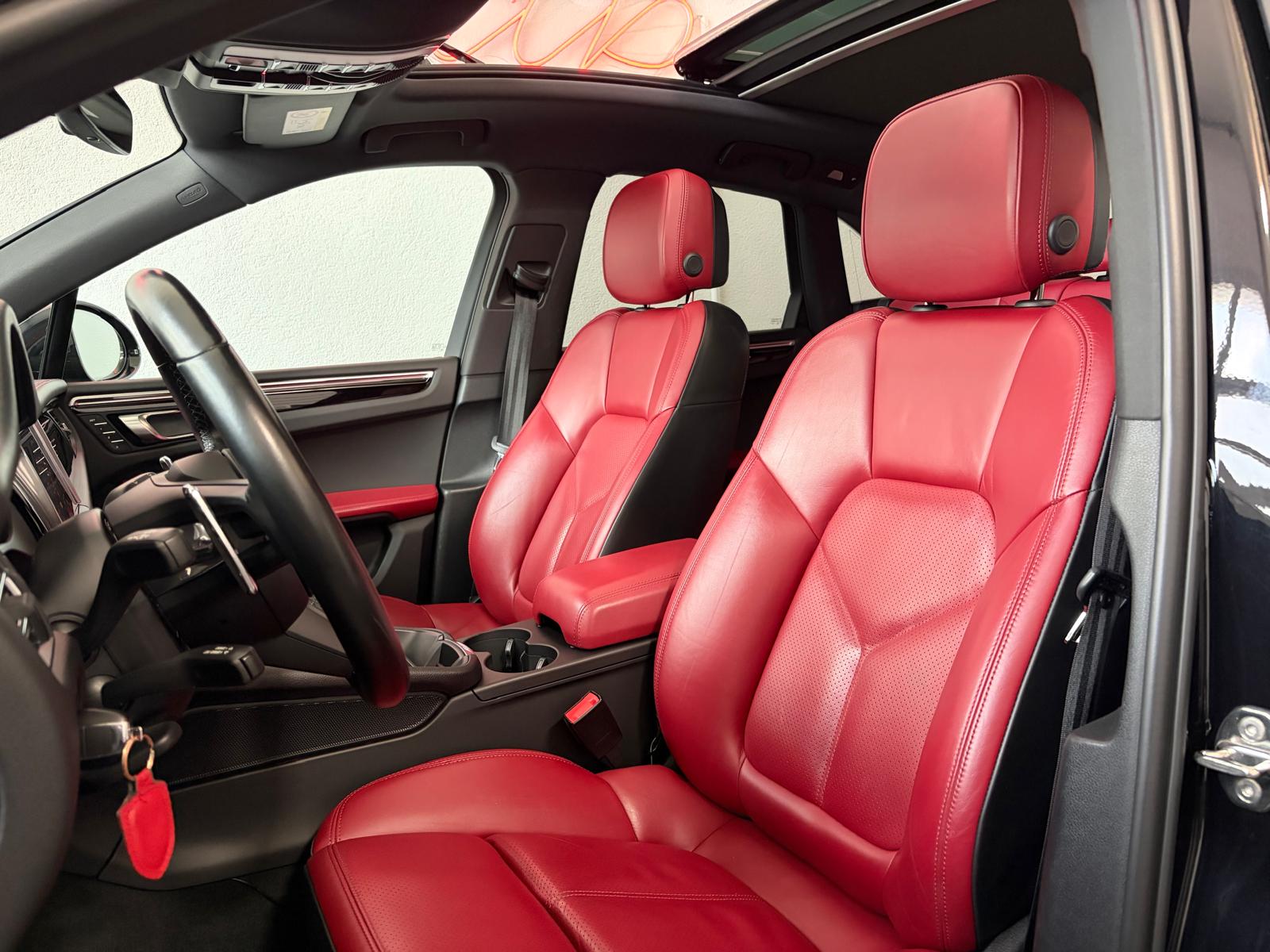 PORSCHE Macan S PDK-image-9