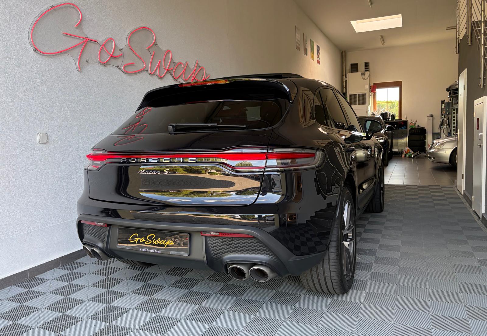 PORSCHE Macan S PDK-image-4