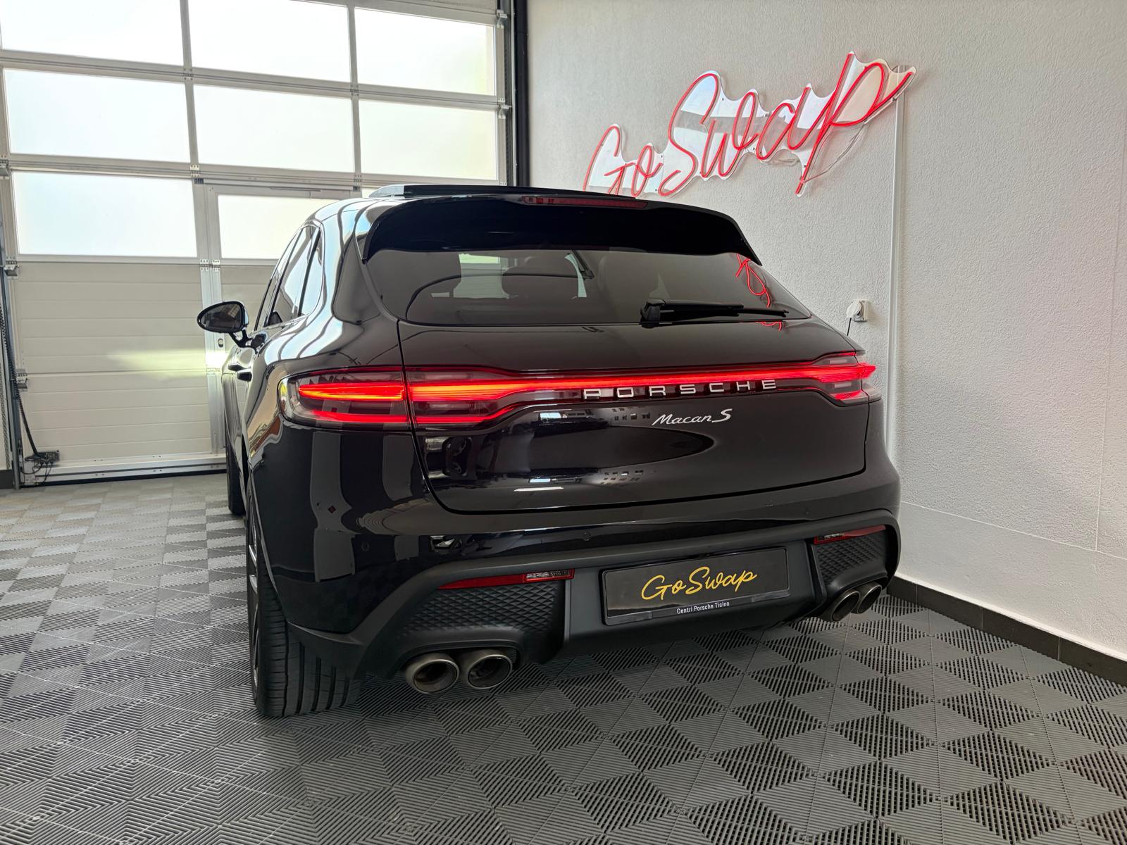 PORSCHE Macan S PDK-image-8