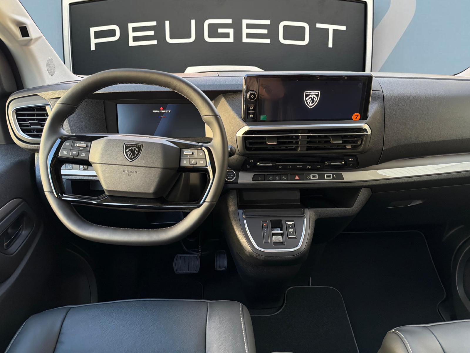 PEUGEOT Traveller Standard 2.2 BlueHDi 180 Business VIP S/S-image-8