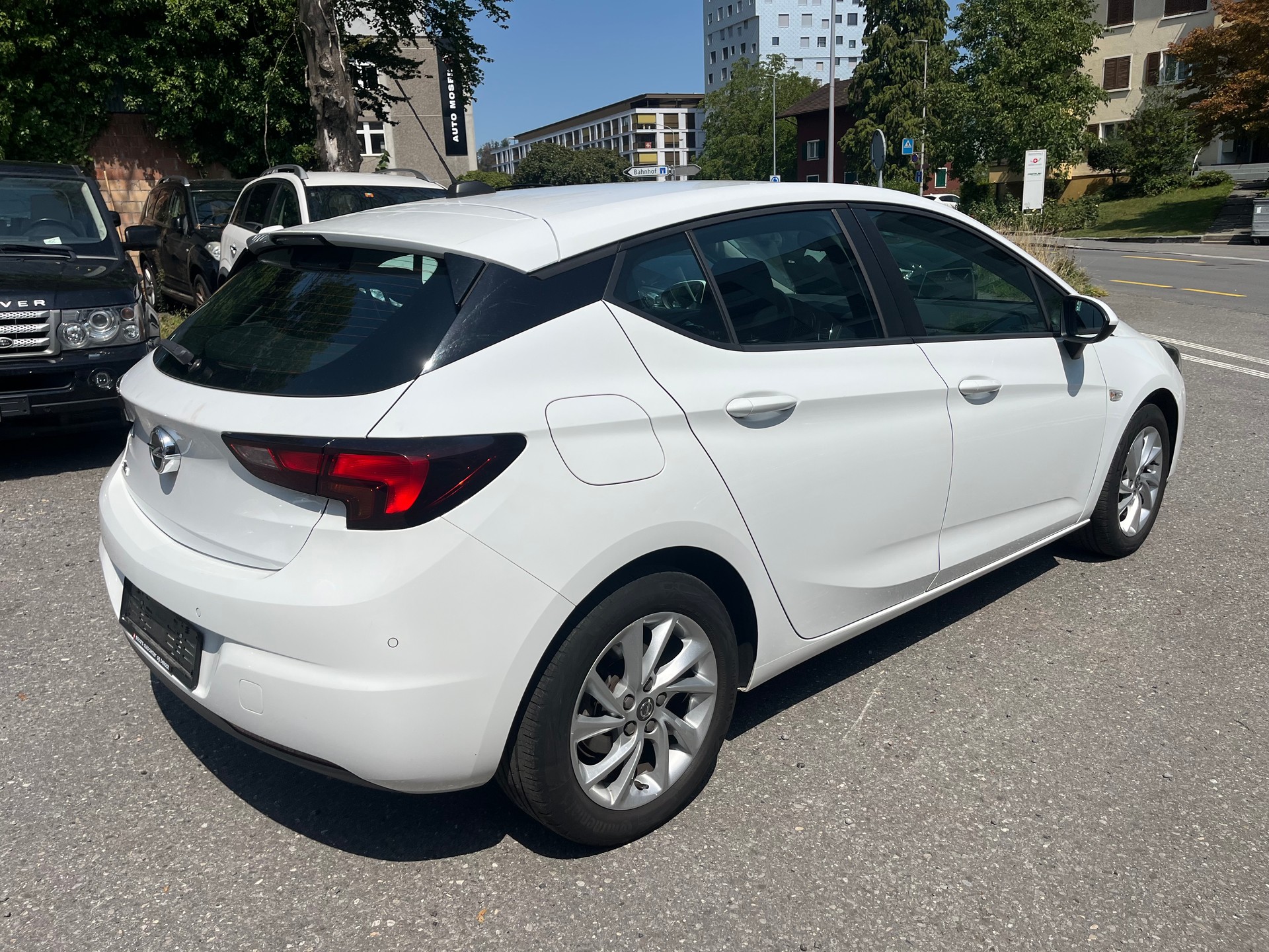 OPEL Astra 1.2i Turbo Elegance-image-4