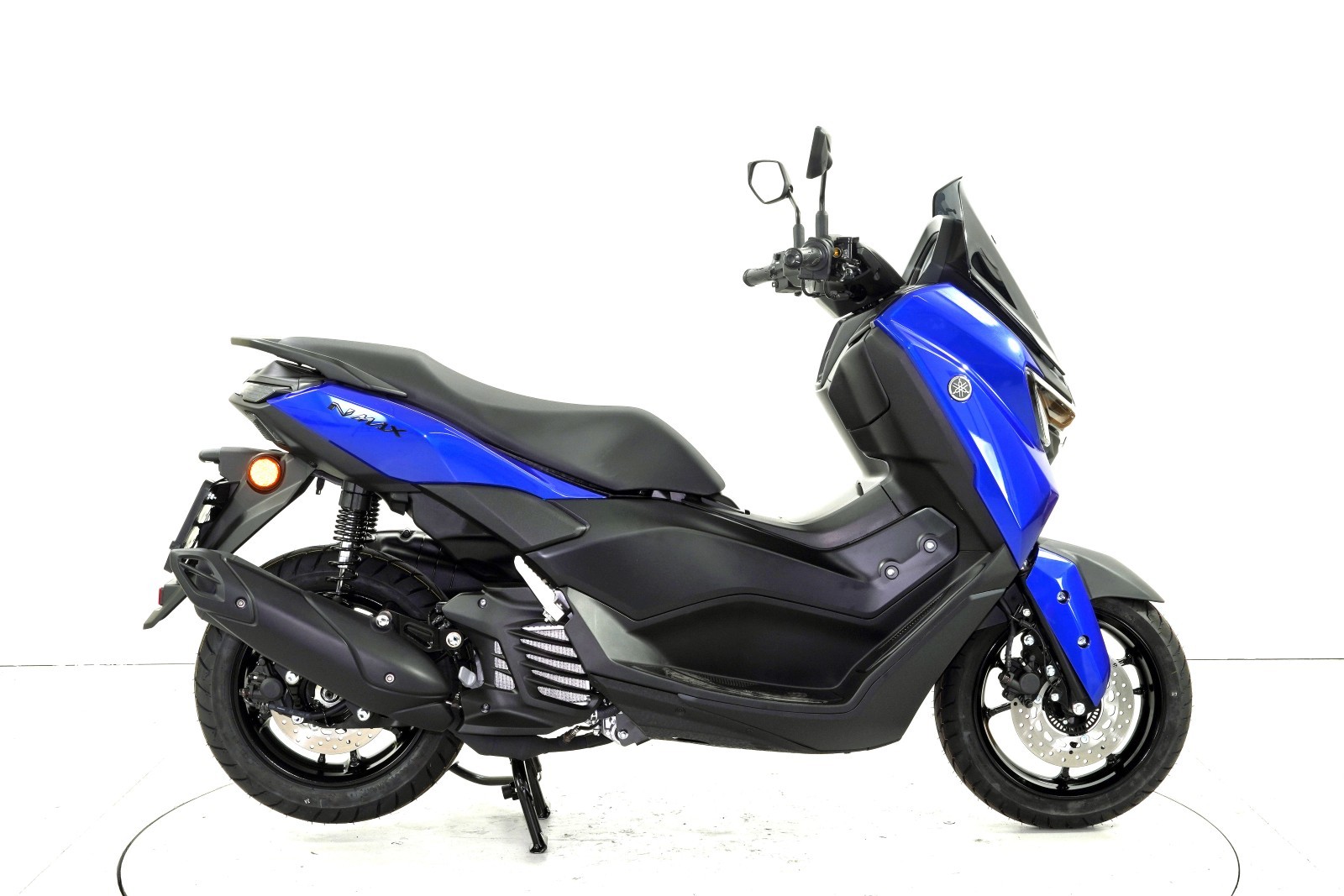 YAMAHA N-MAx 125 ABS-showroom-element-3