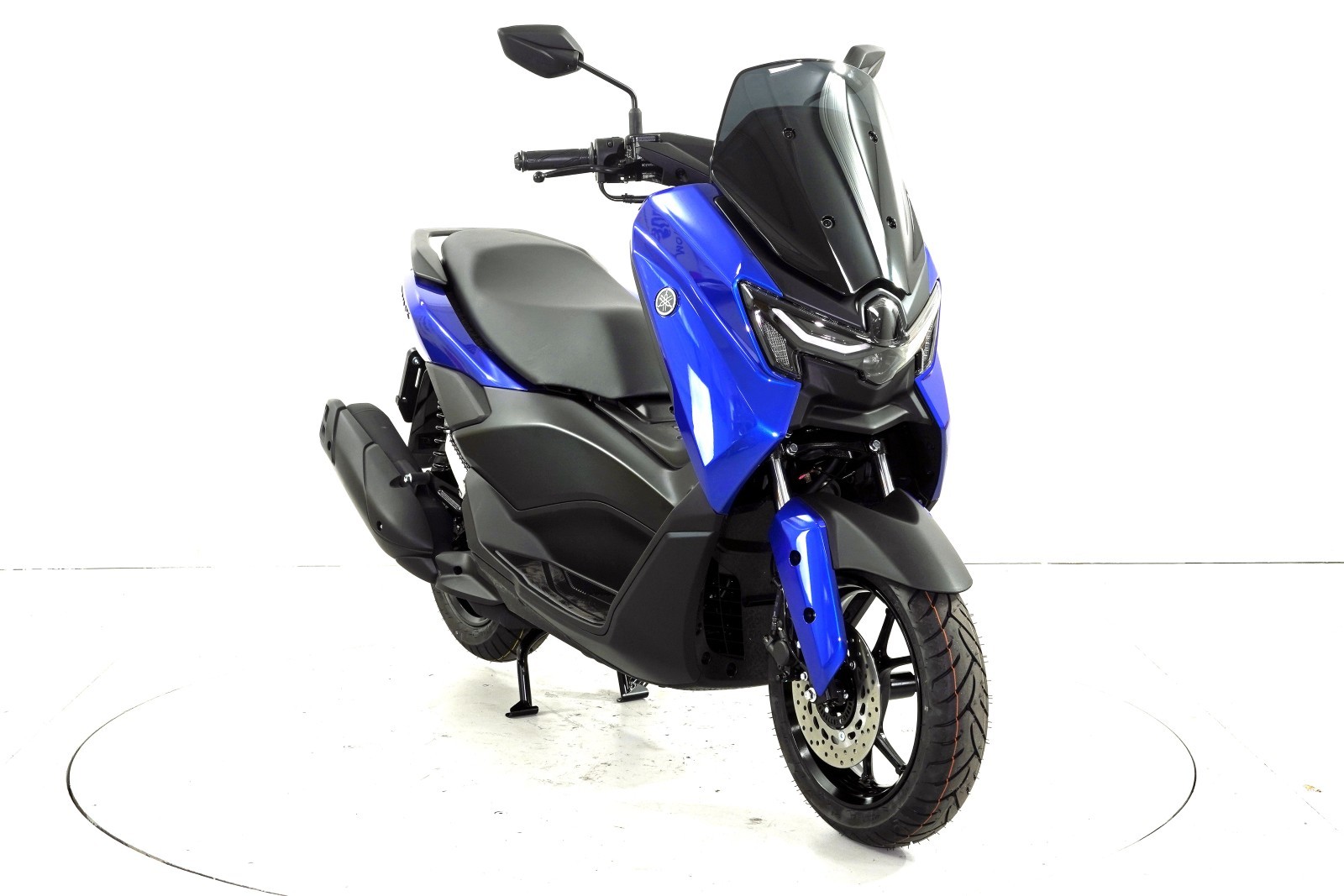YAMAHA N-MAx 125 ABS-showroom-element-1