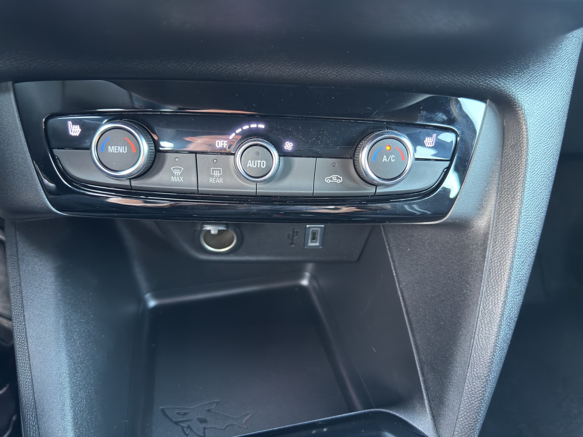 OPEL Corsa e- 51kWh GS-image-11