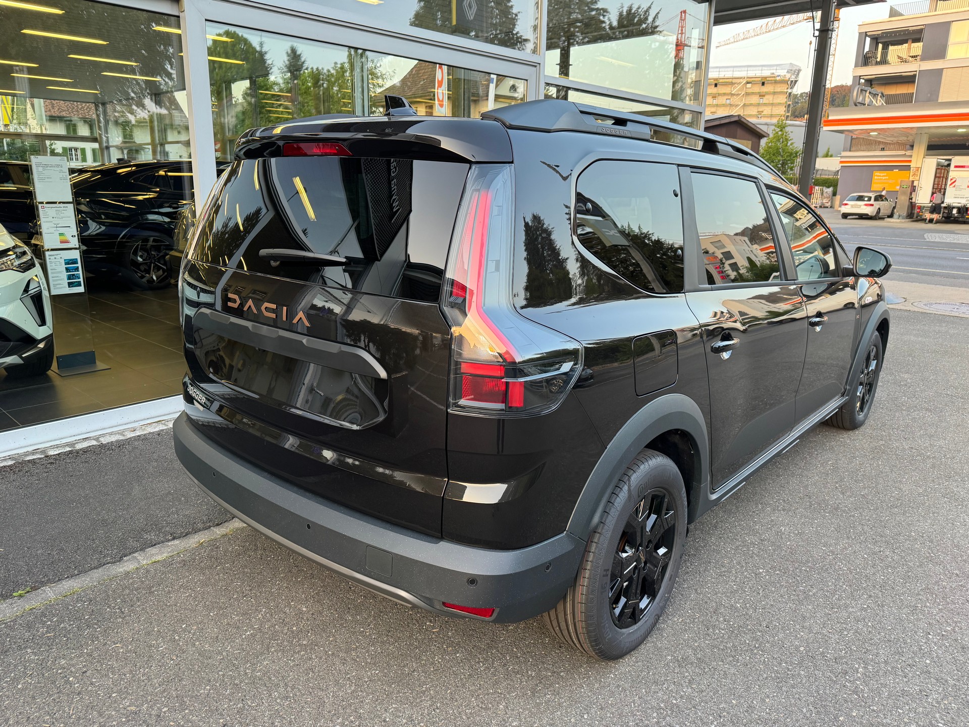 DACIA Jogger HEV 155 Extreme-image-5